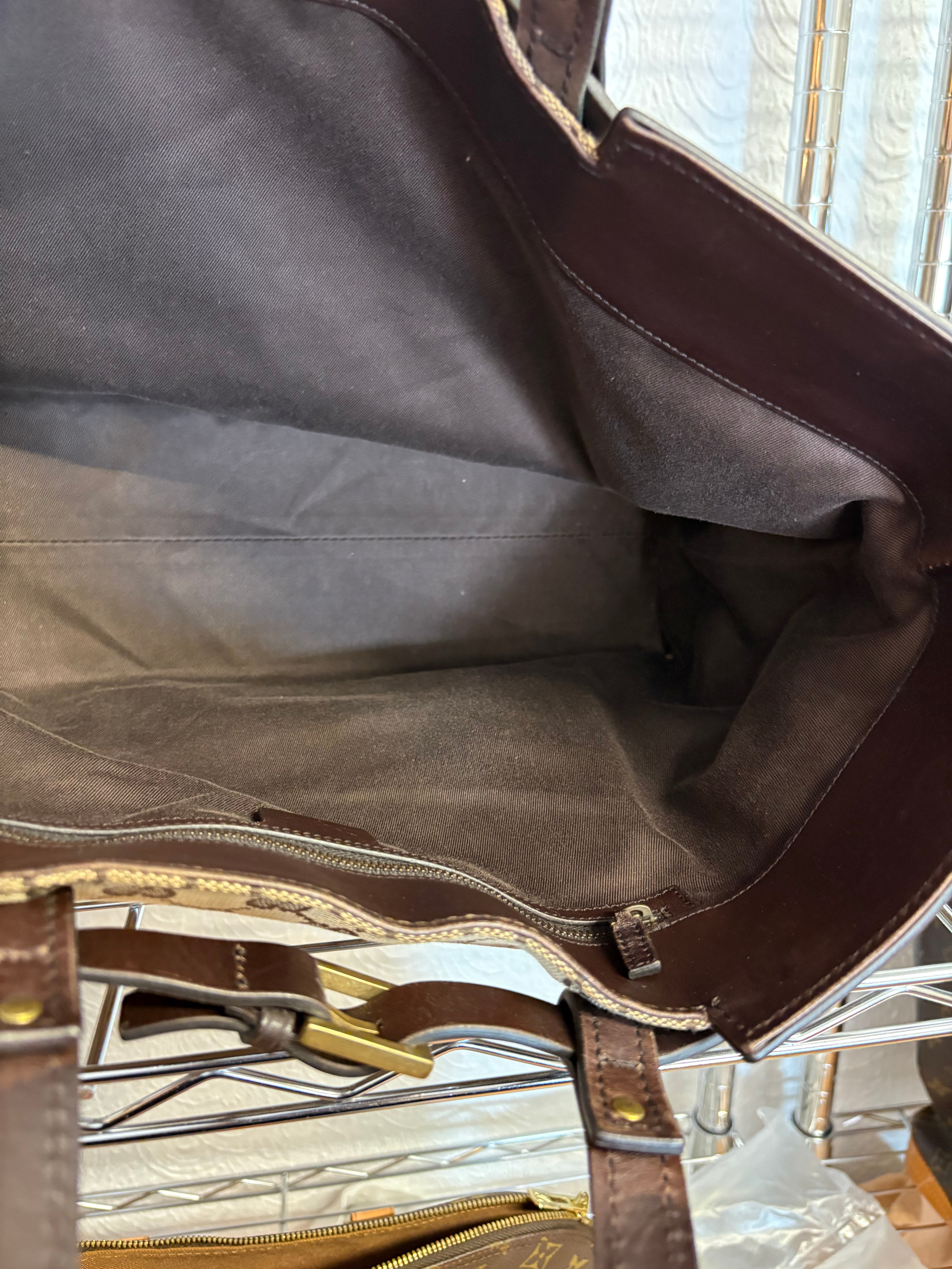 Gucci GG Canvas Belt Tote Shopper con hebilla