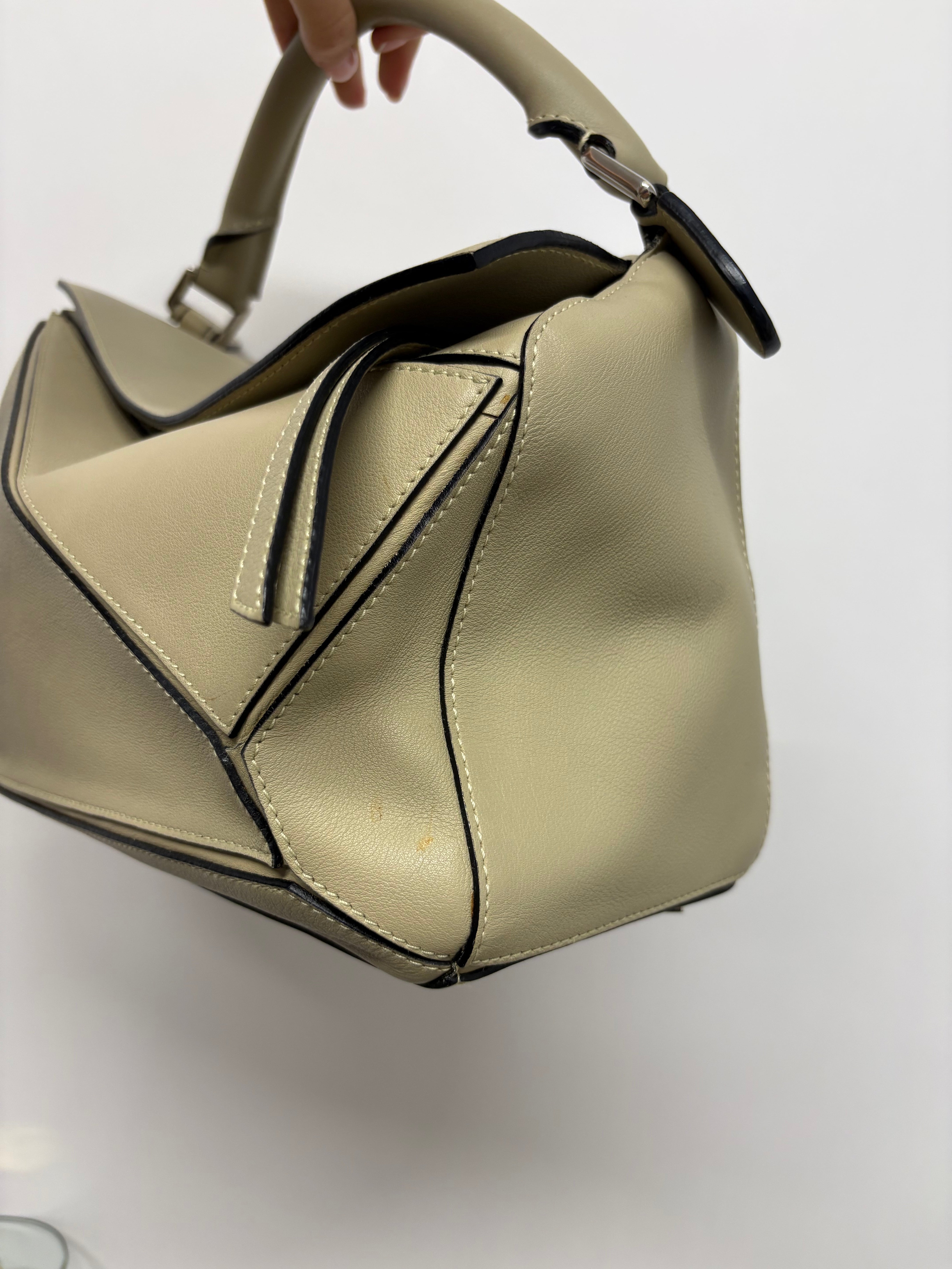 Loewe puzzle mediano Beige/ Taupe Claro