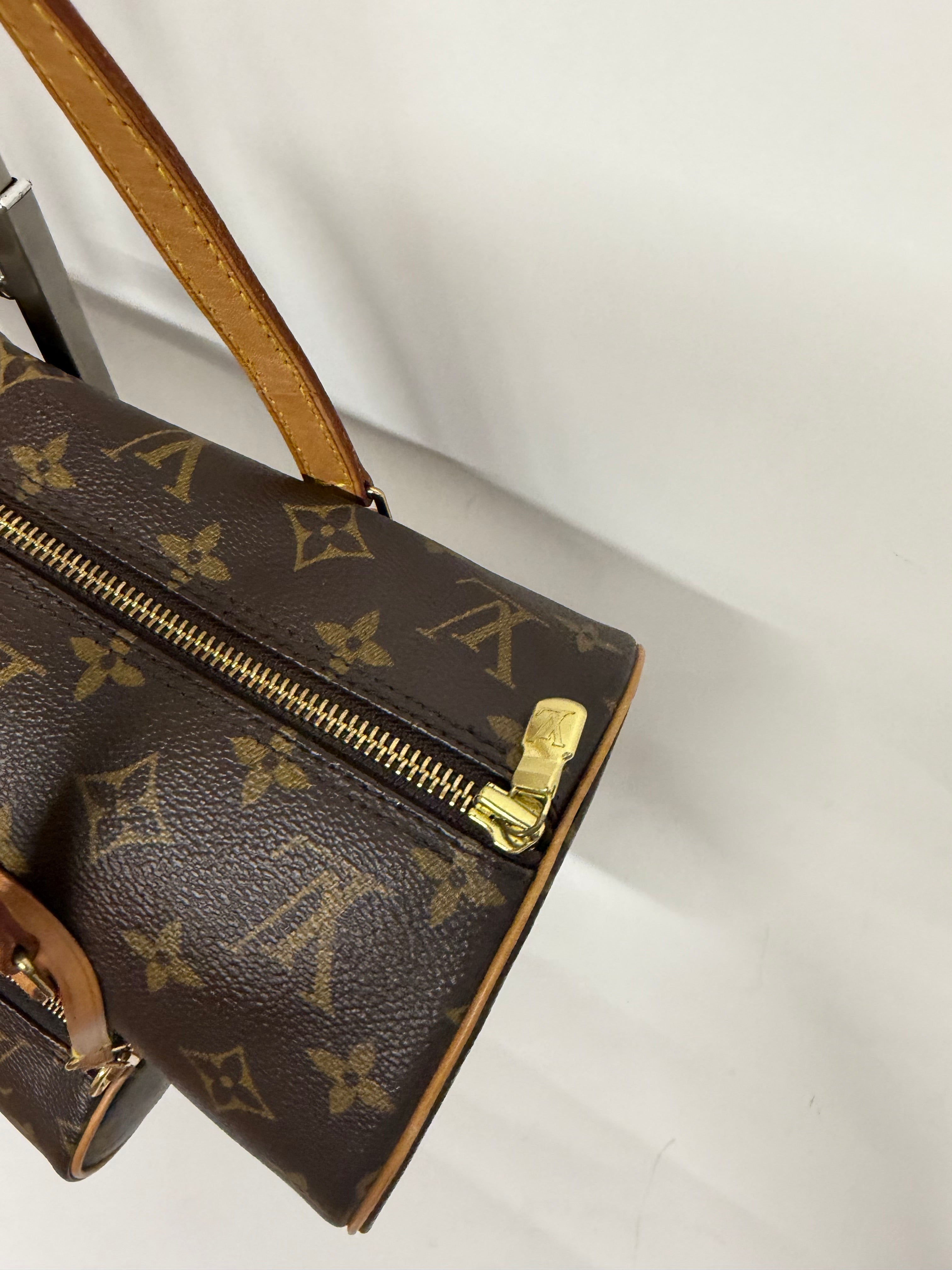 Louis Vuitton Papillon 30 Monogram con pouch