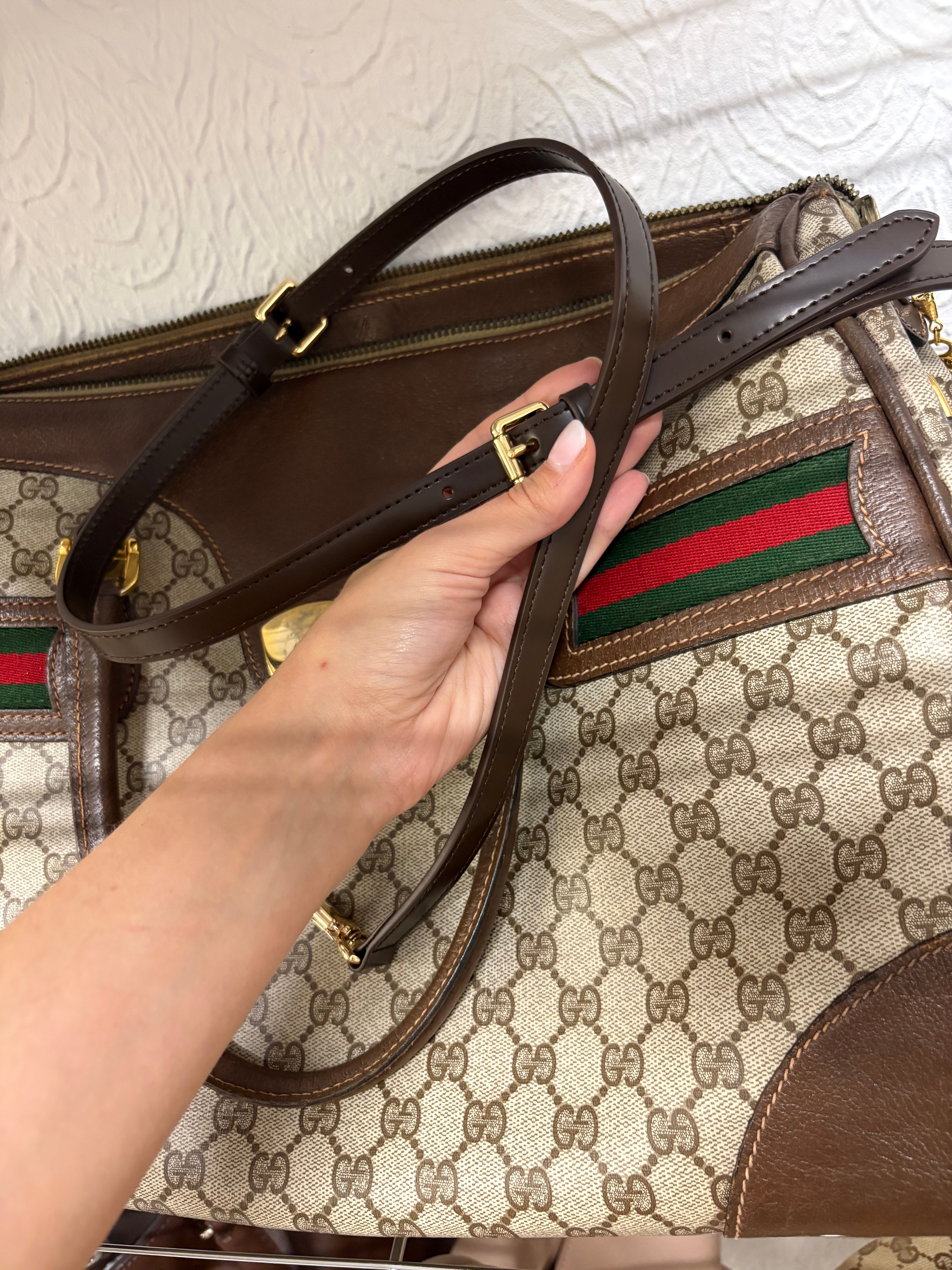 Gucci vintage gg supreme web boston XXL bag