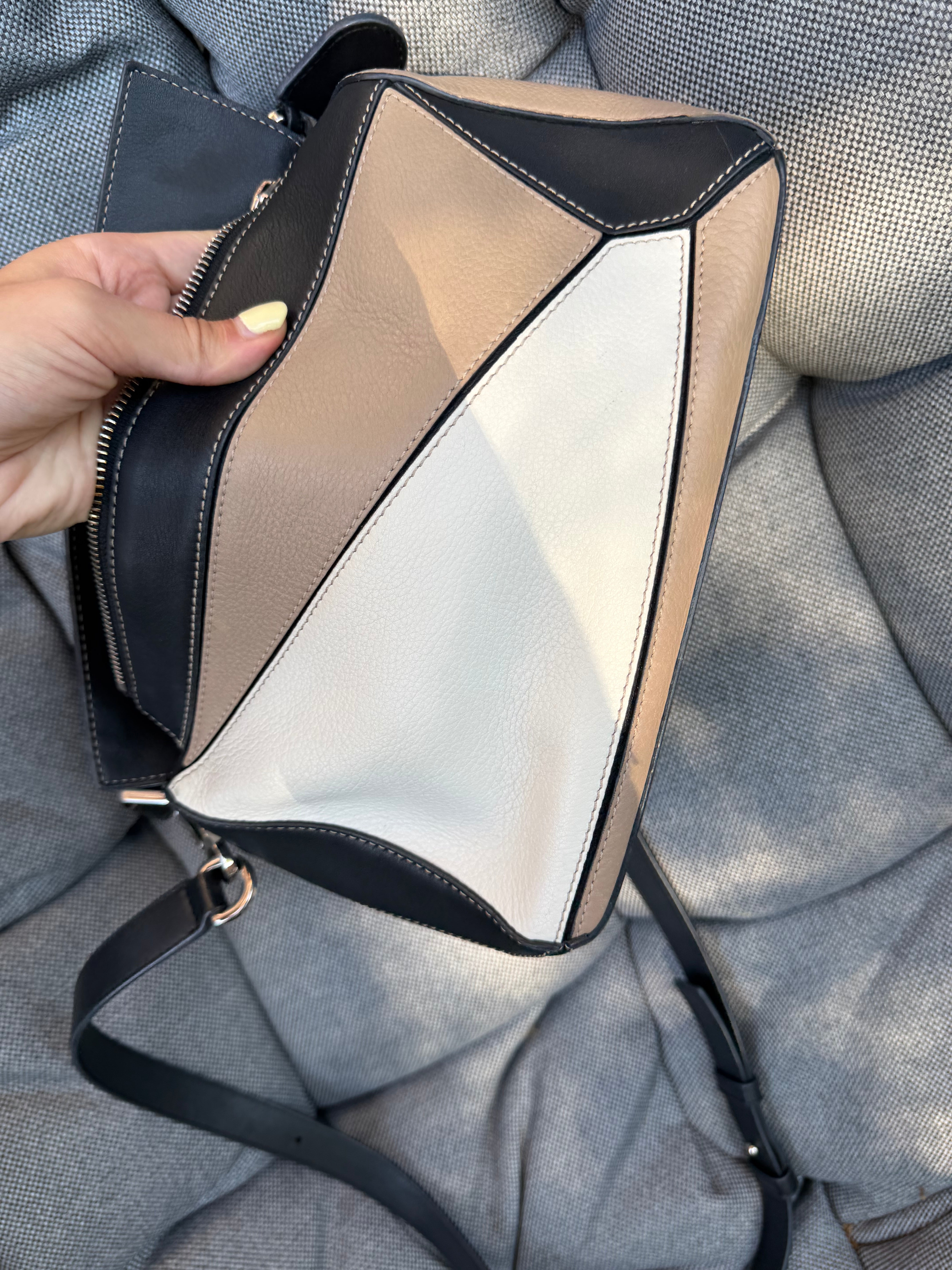 Loewe Puzzle Small Tricolor blanco topo y negro