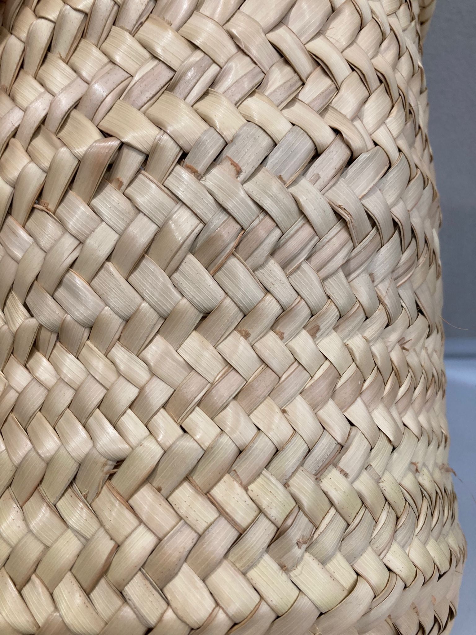 Loewe cesta rafia mediana - grande marrón clásica