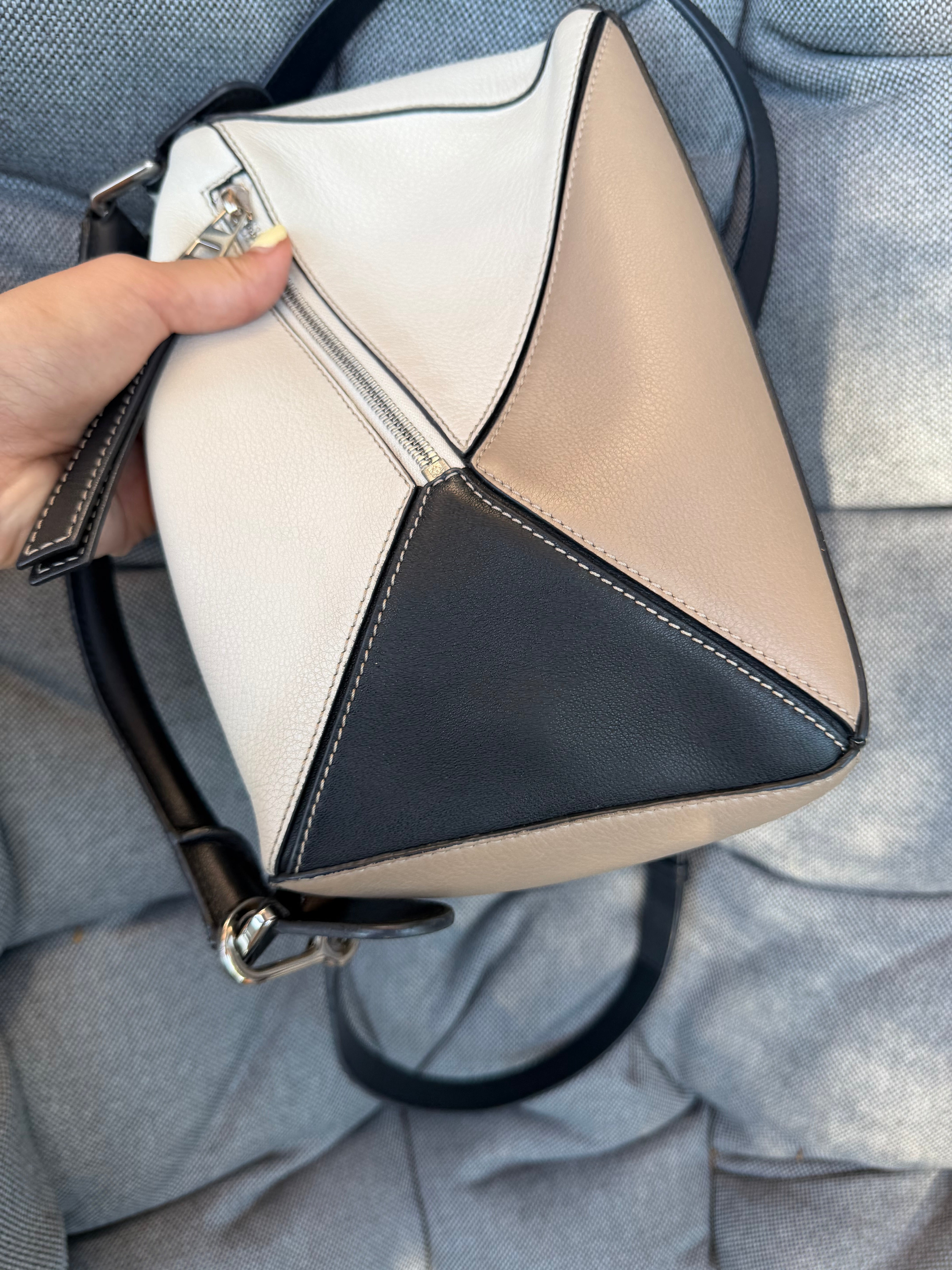 Loewe Puzzle Small Tricolor blanco topo y negro