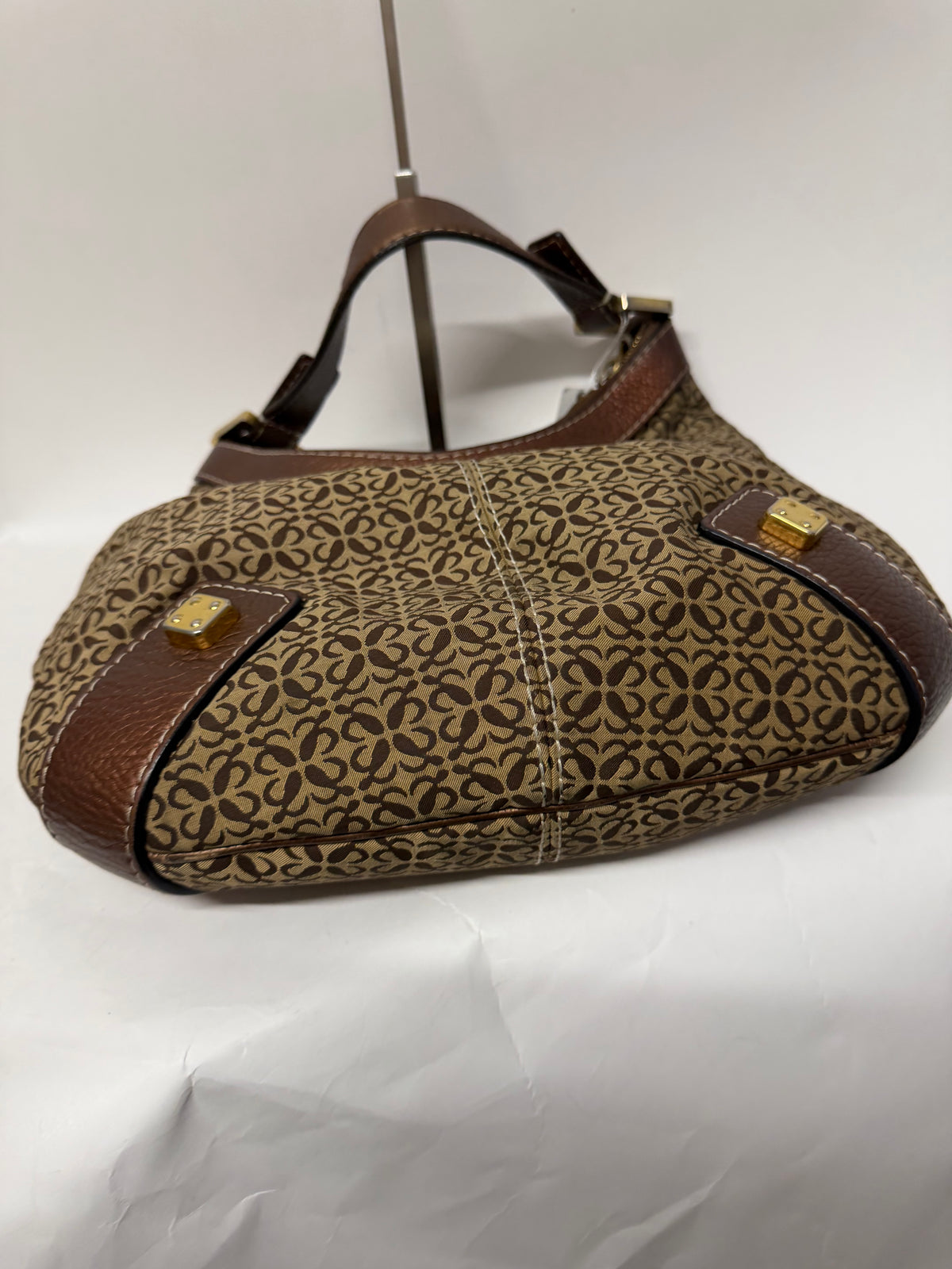Loewe Anagram safari New Road Hobo Lona Beige