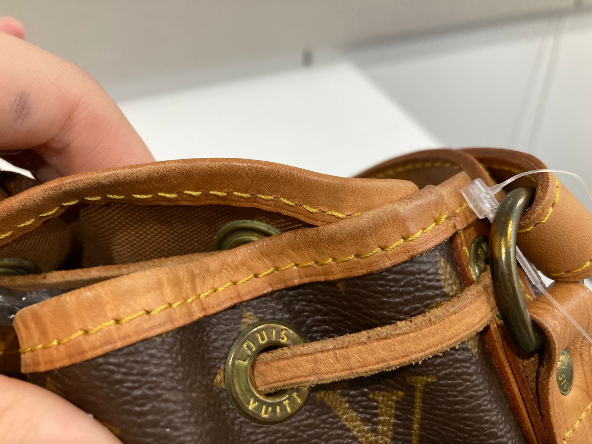 Louis vuitton petit noe monogram canvas