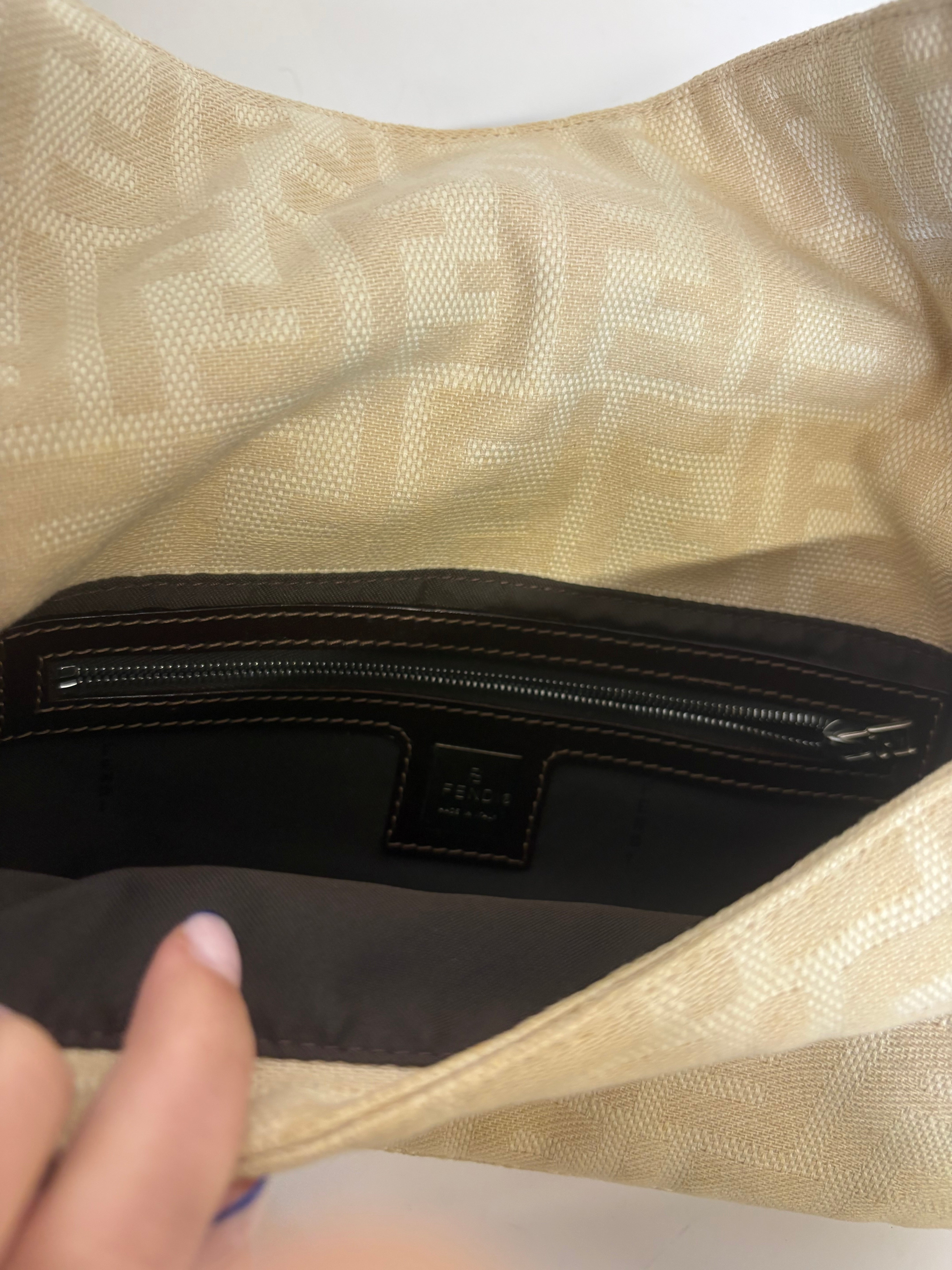 Fendi Baguette Zucca Canvas FF beige