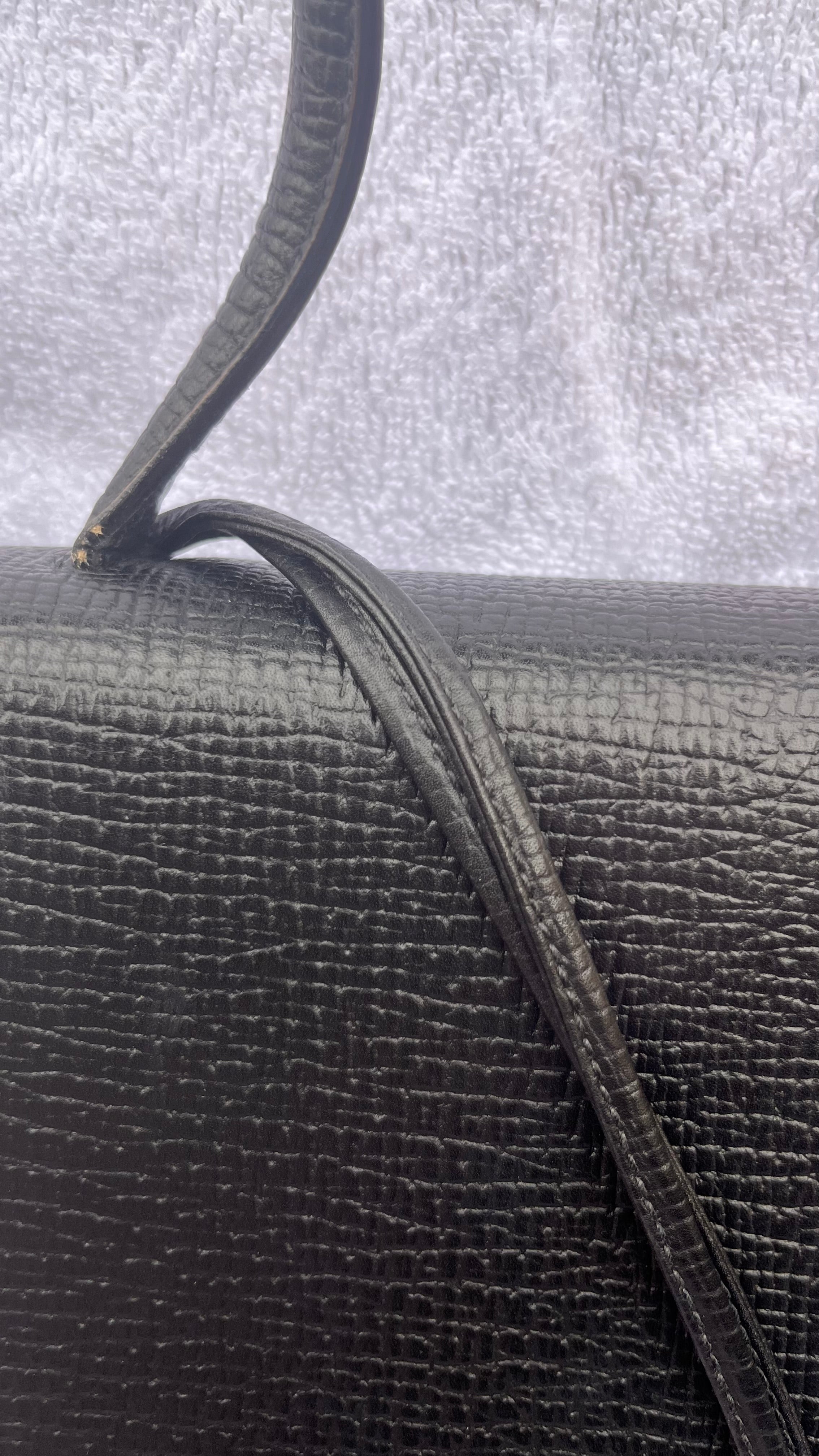 Loewe Barcelona negro y plata