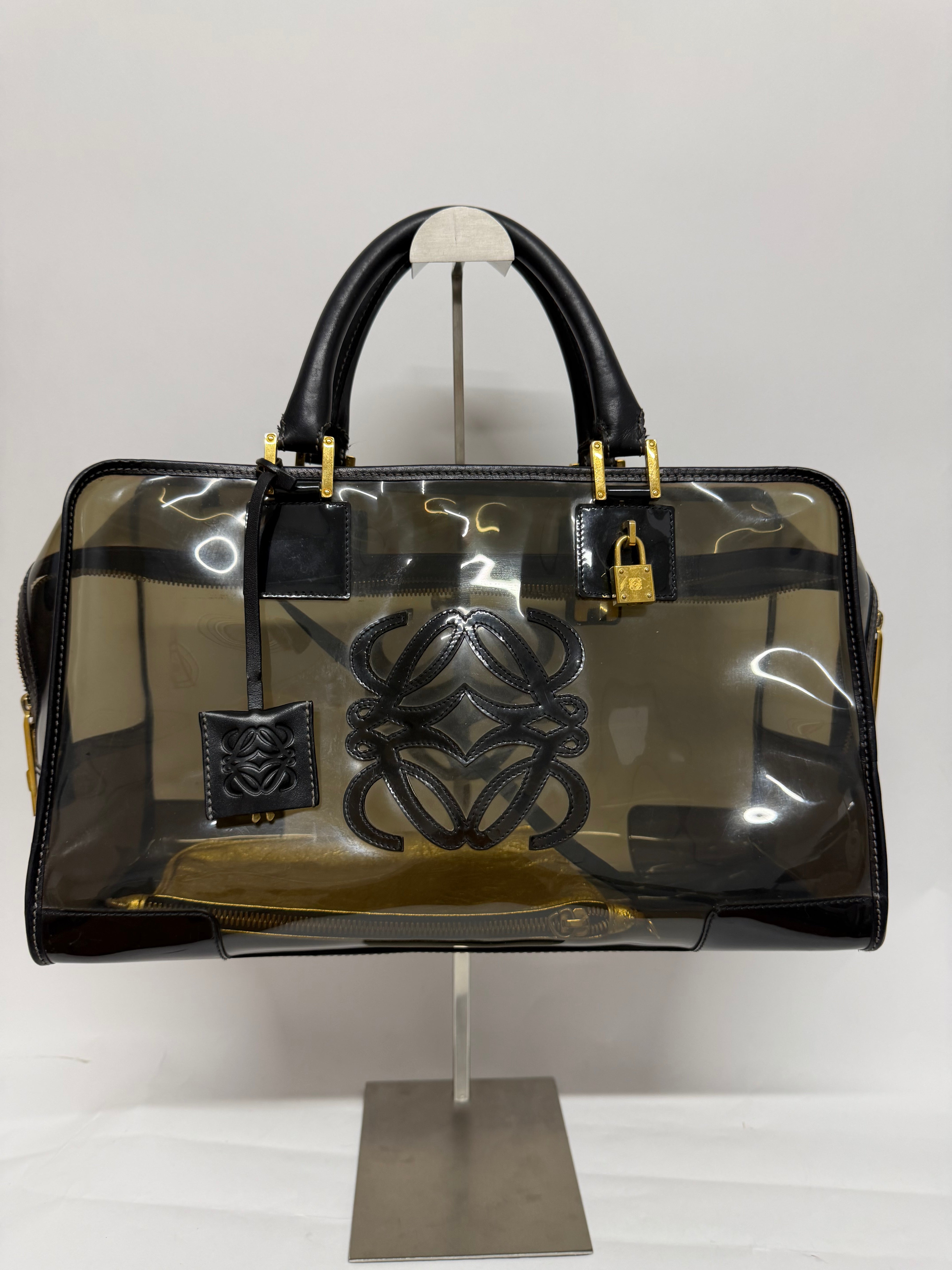 Loewe Amazona 36 Transparente con Pouch