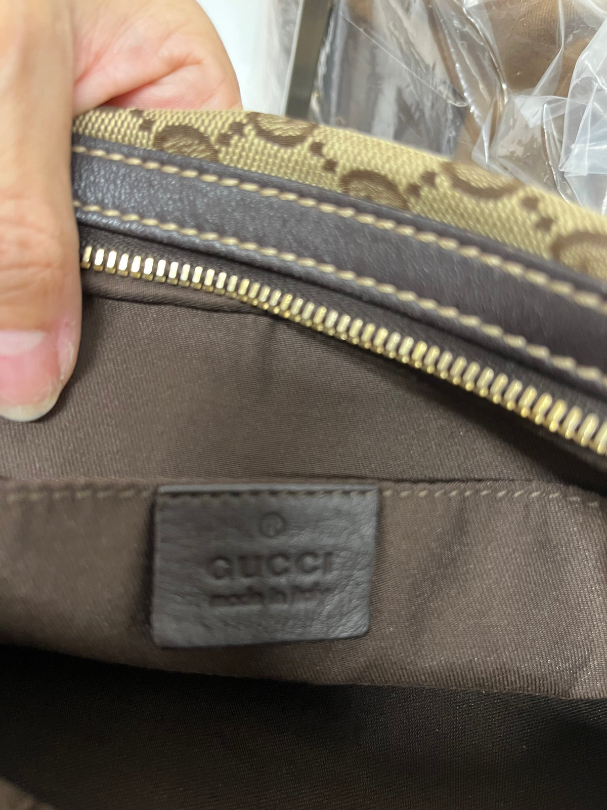 Gucci hobo Lona GG Beige y Marrón