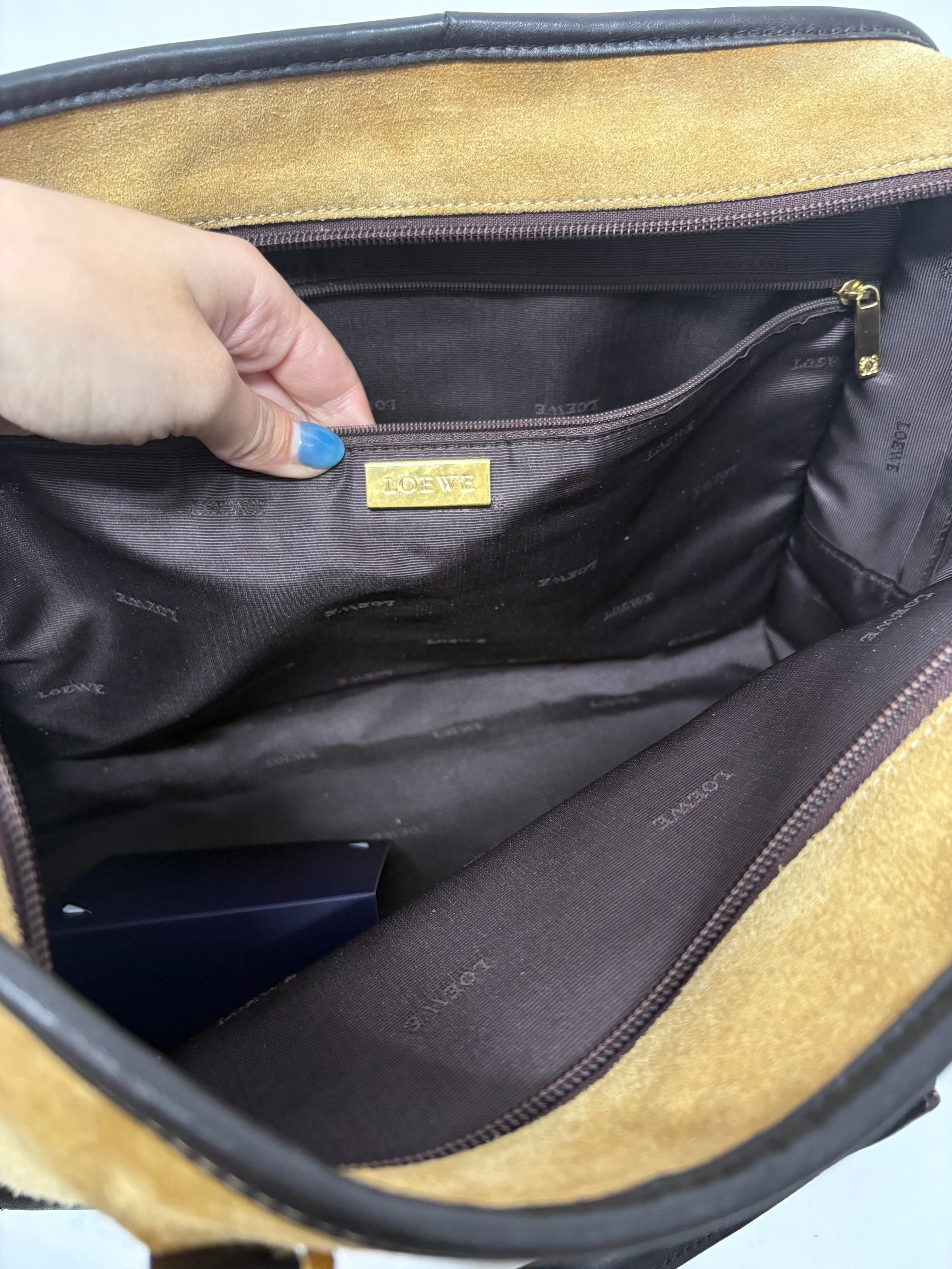 Loewe Amazona ante oro 32 marrón con bandolera extra