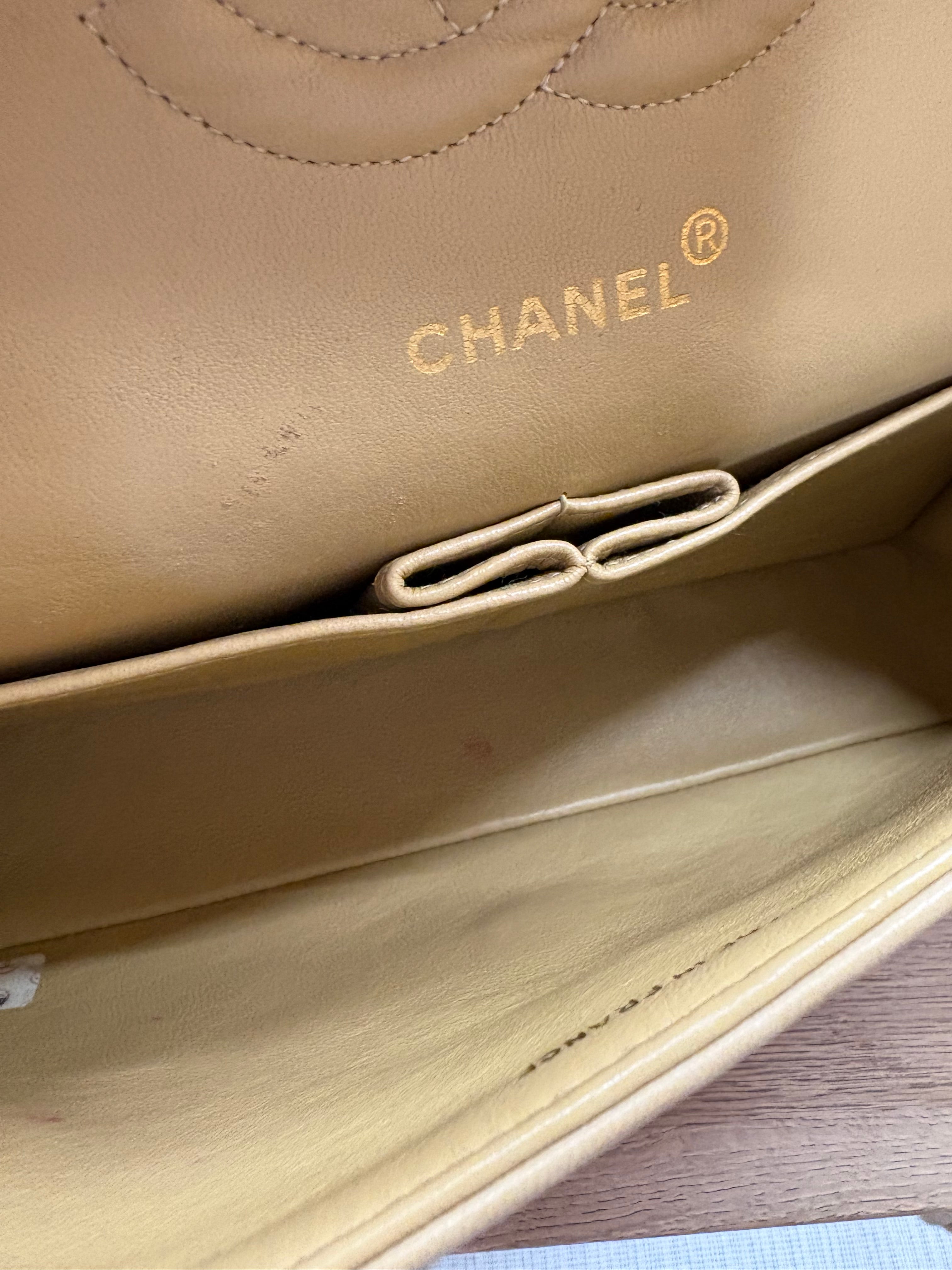 CHANEL Timeless 25 Double Flap Beige Lambskin – Serie 2 (1991-1994)