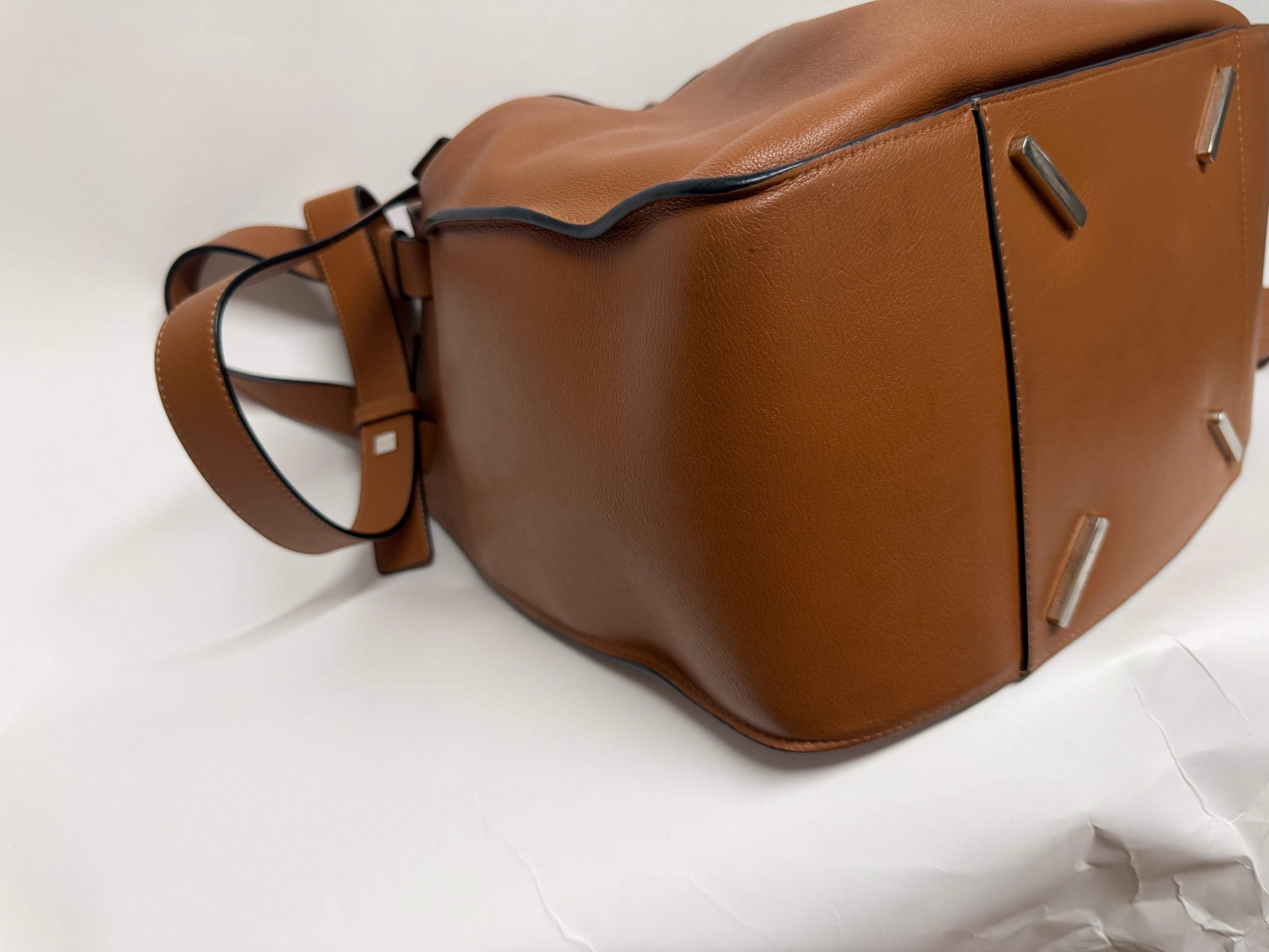 Loewe Hammock Bag Grande Camel con Pouch