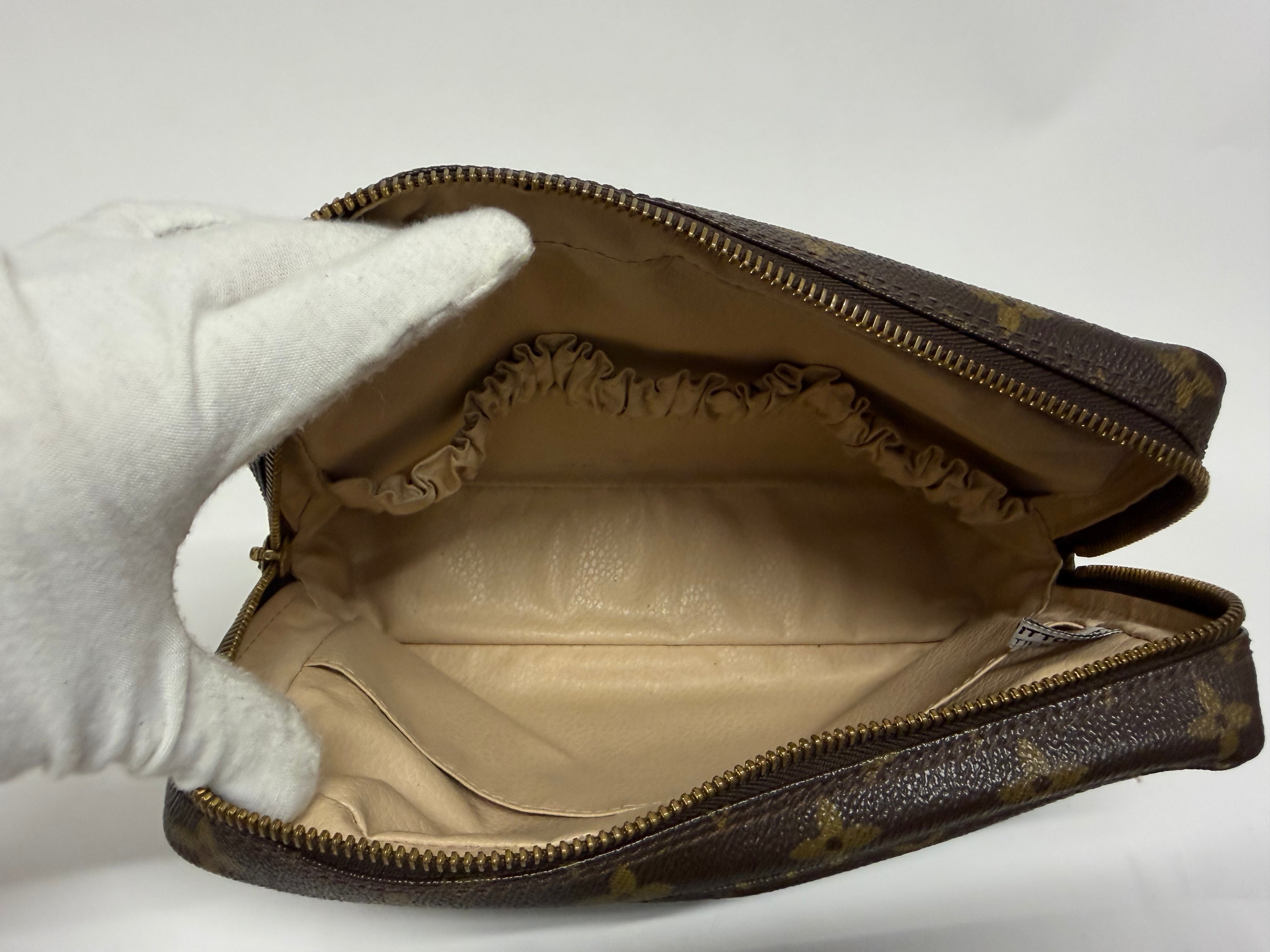 Louis Vuitton Trousse Toilette 23 Monogram
