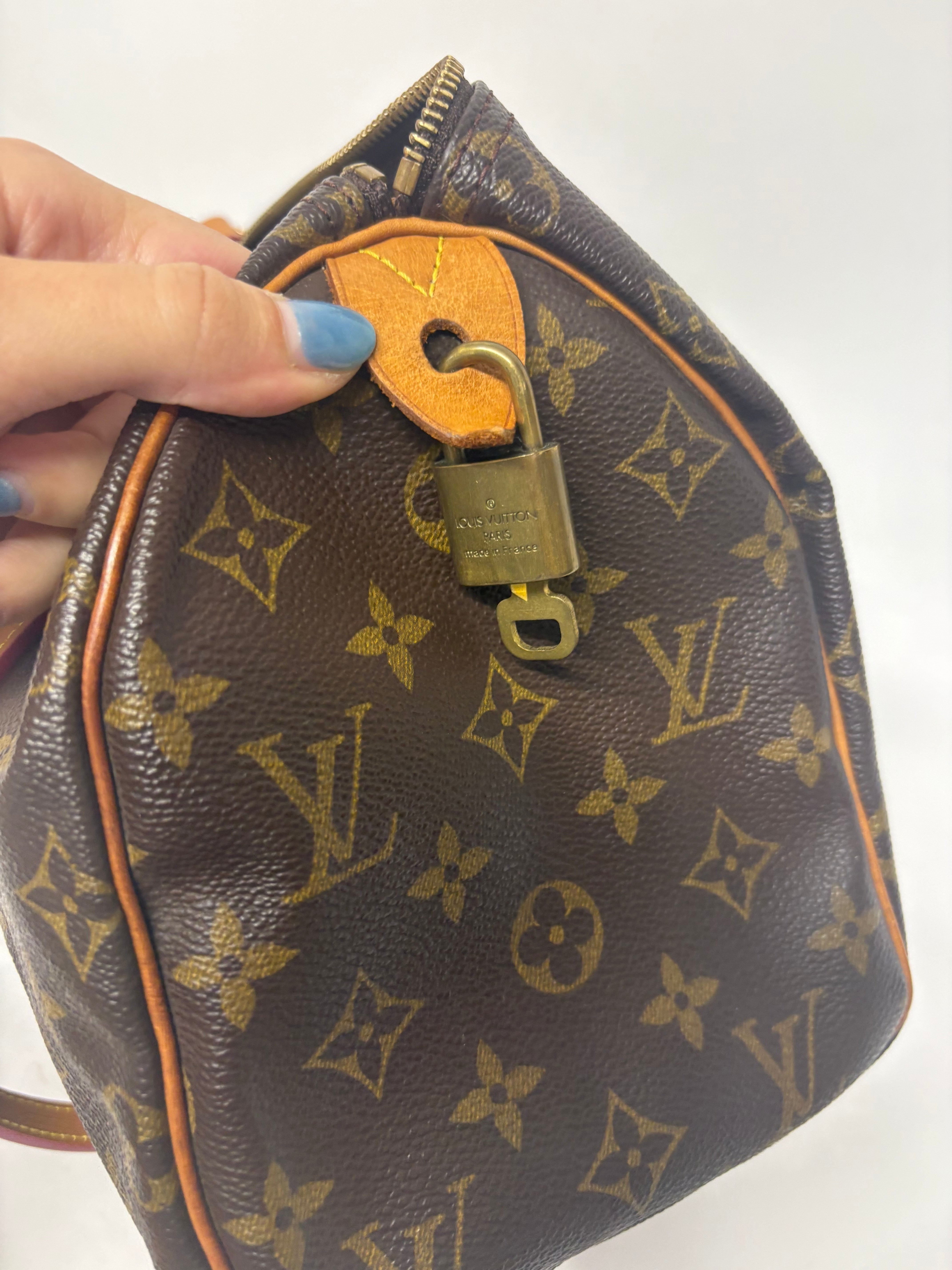 Louis Vuitton Speedy 25 Monogram