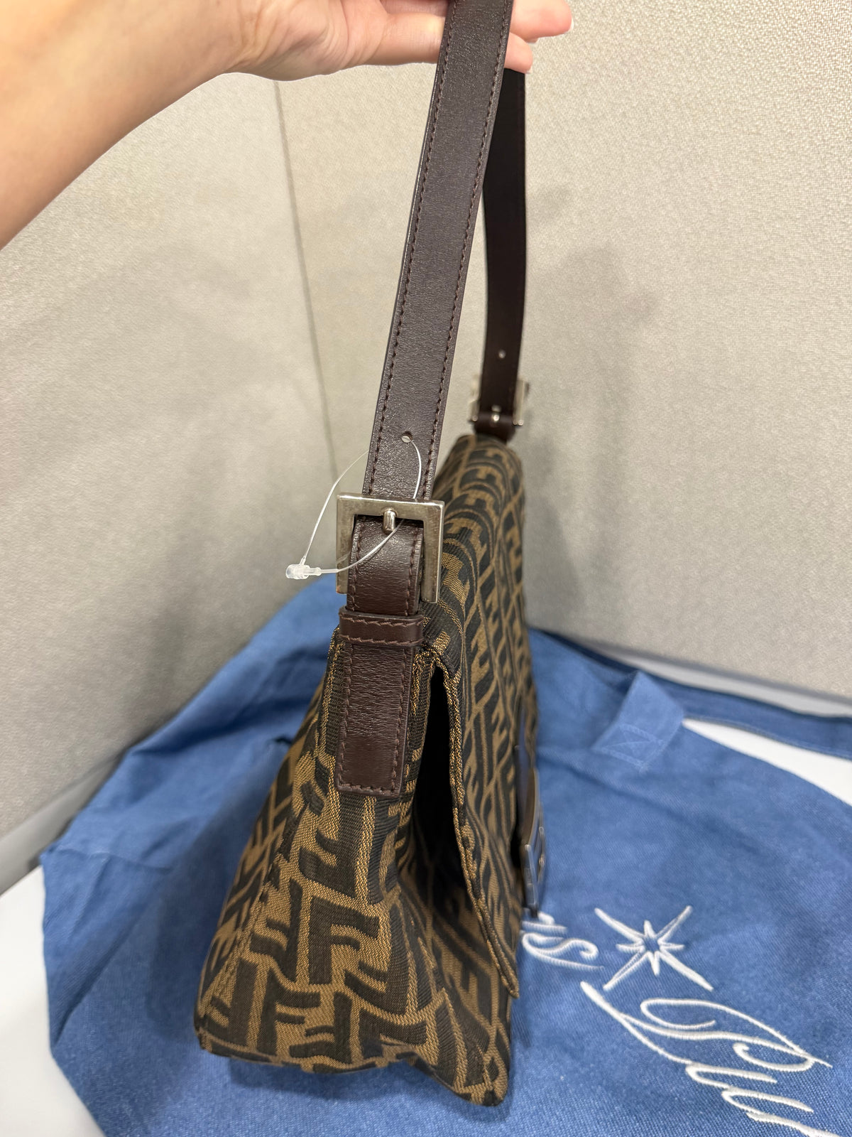 Fendi Mamma Baguette Lona Zucca Marrón vintage