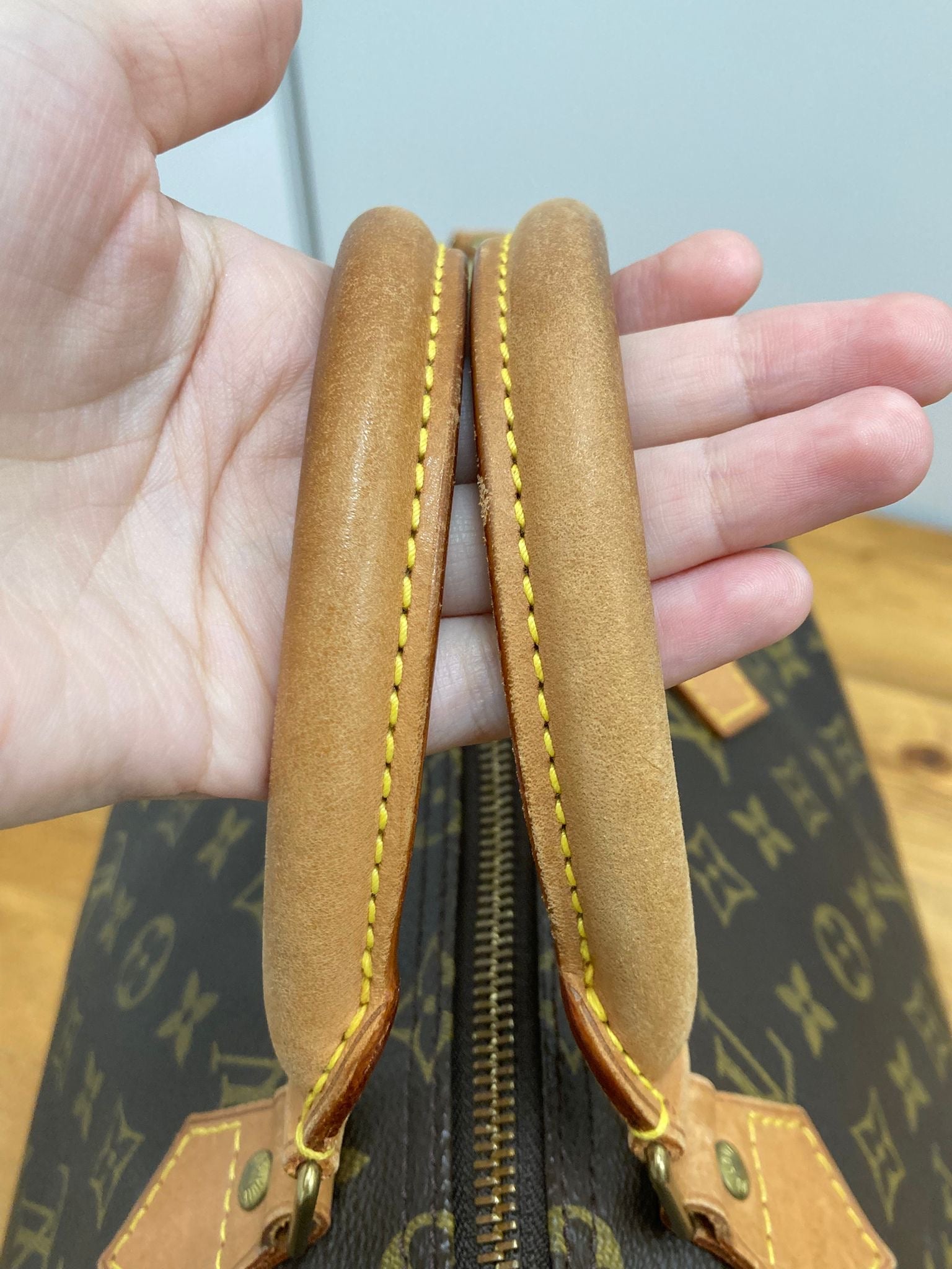 Louis Vuitton Speedy 35 monogram canvas
