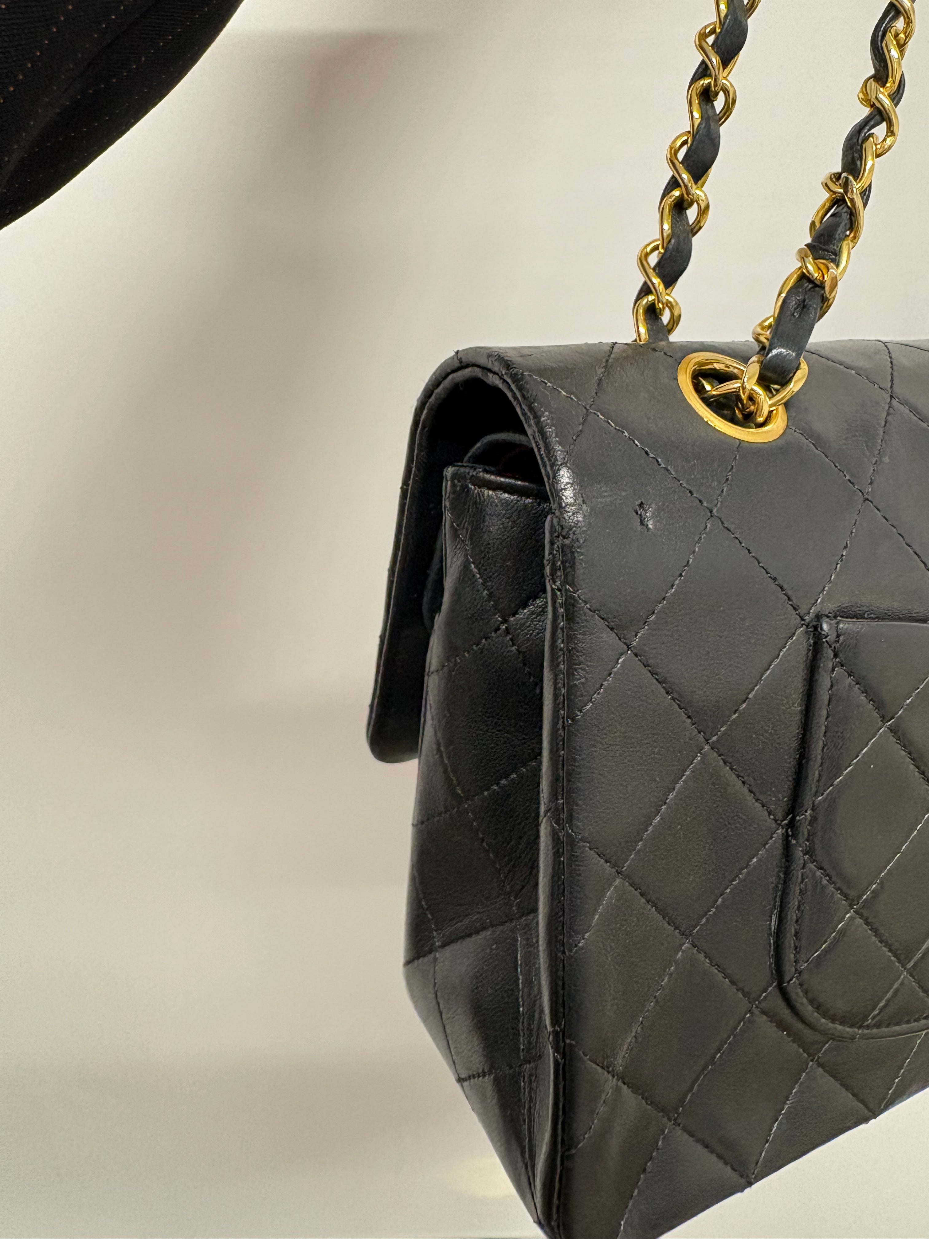 Chanel timeless 25 doble flap Matelassé Lambskin Negro · Serie 1