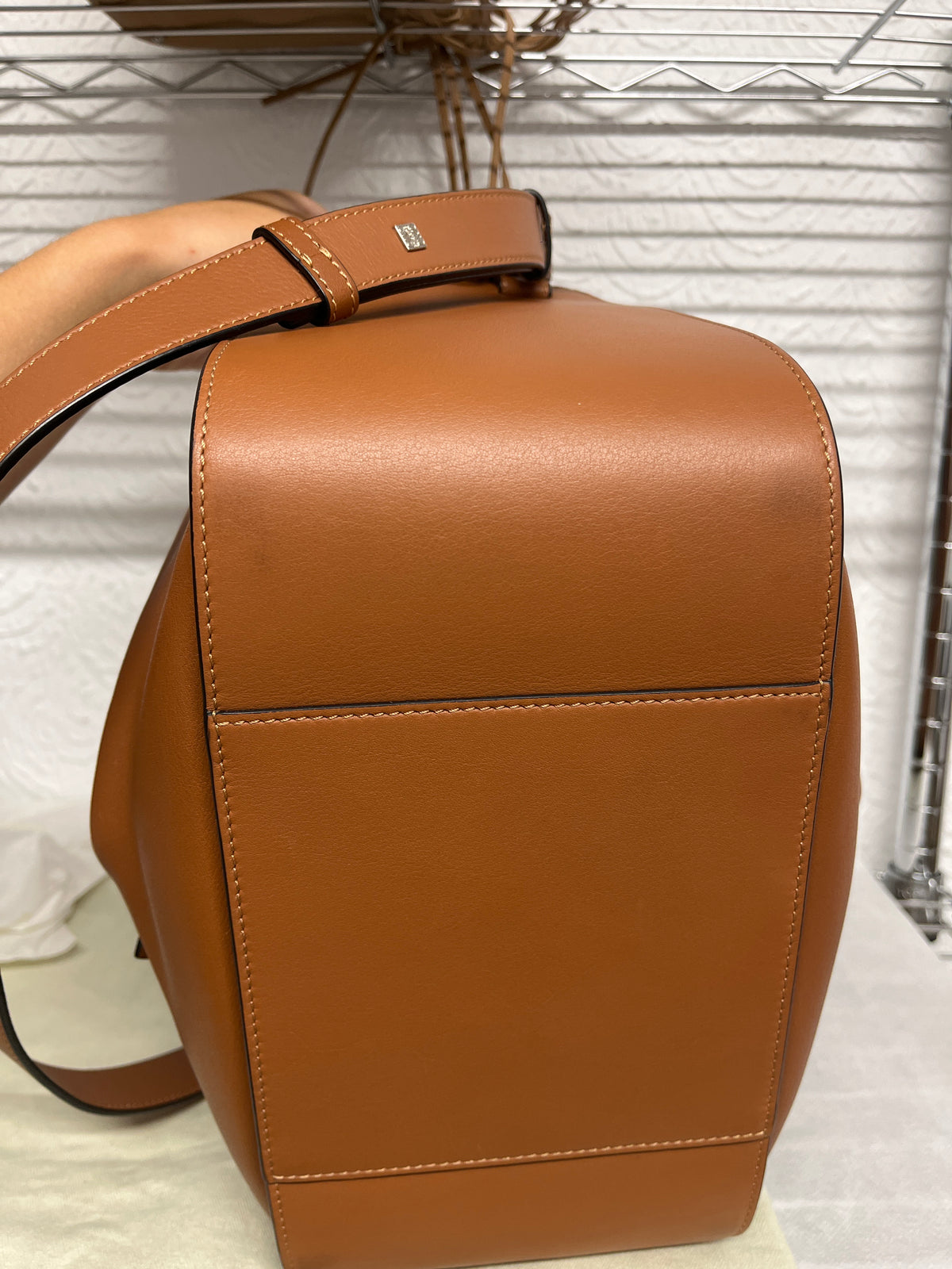 Loewe Hammock Small Piel Marrón