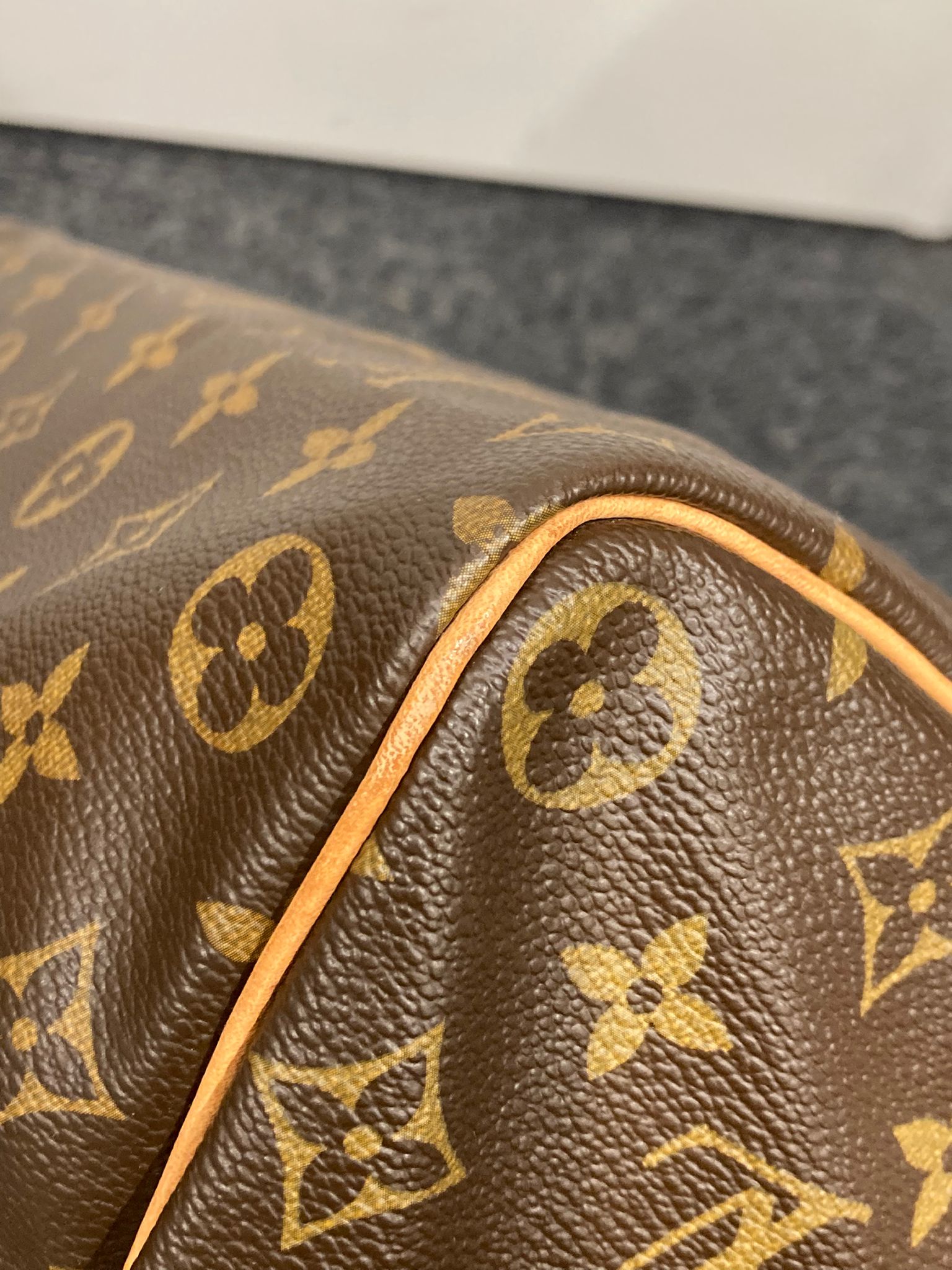 Louis Vuitton speedy 35 canvas monogram