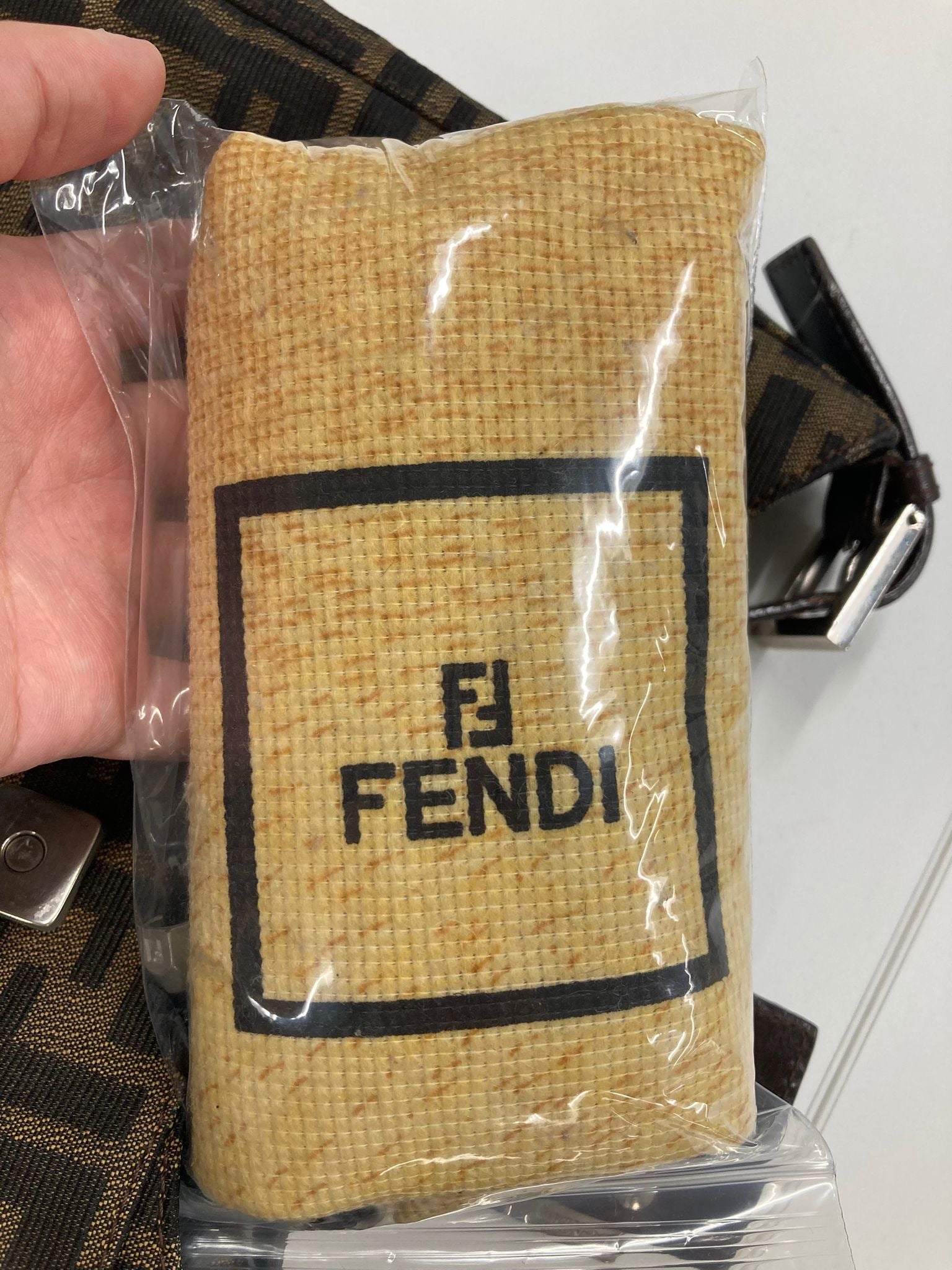 Fendi zucca baguette clásica
