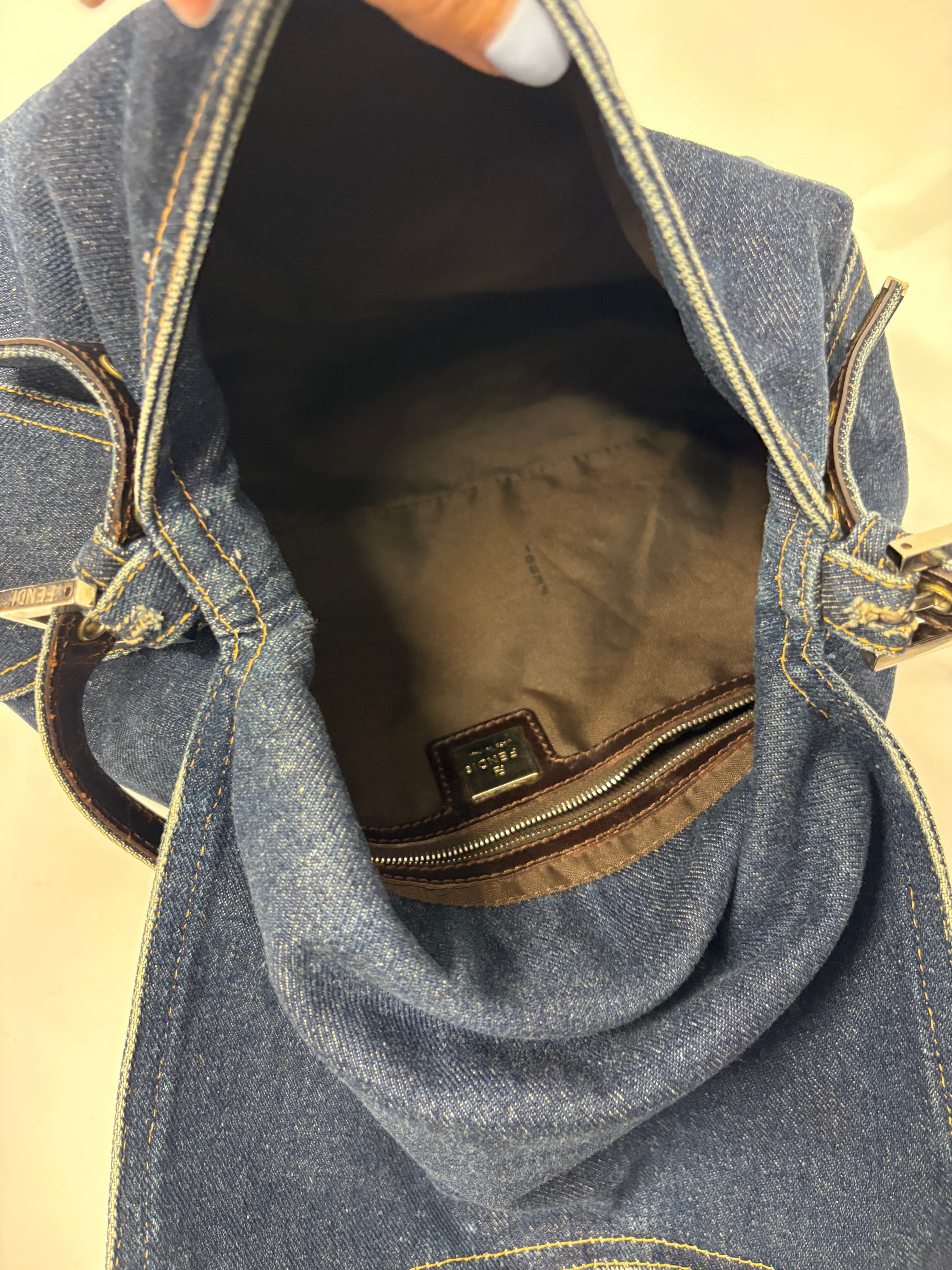 Fendi Mamma Baguette Denim - Icono Vintage