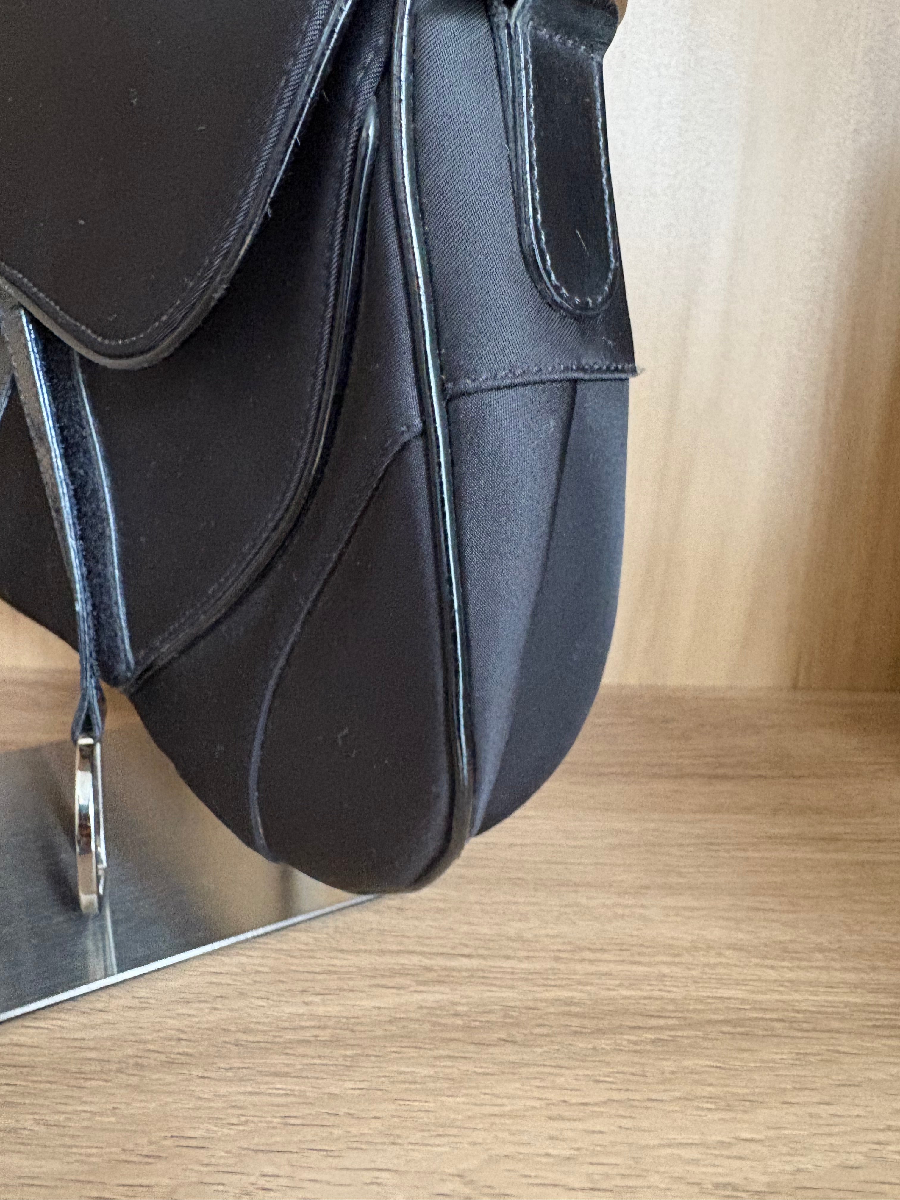 Bolso Dior Double Saddle Bag en Nylon Negro – Edición Vintage Galliano
