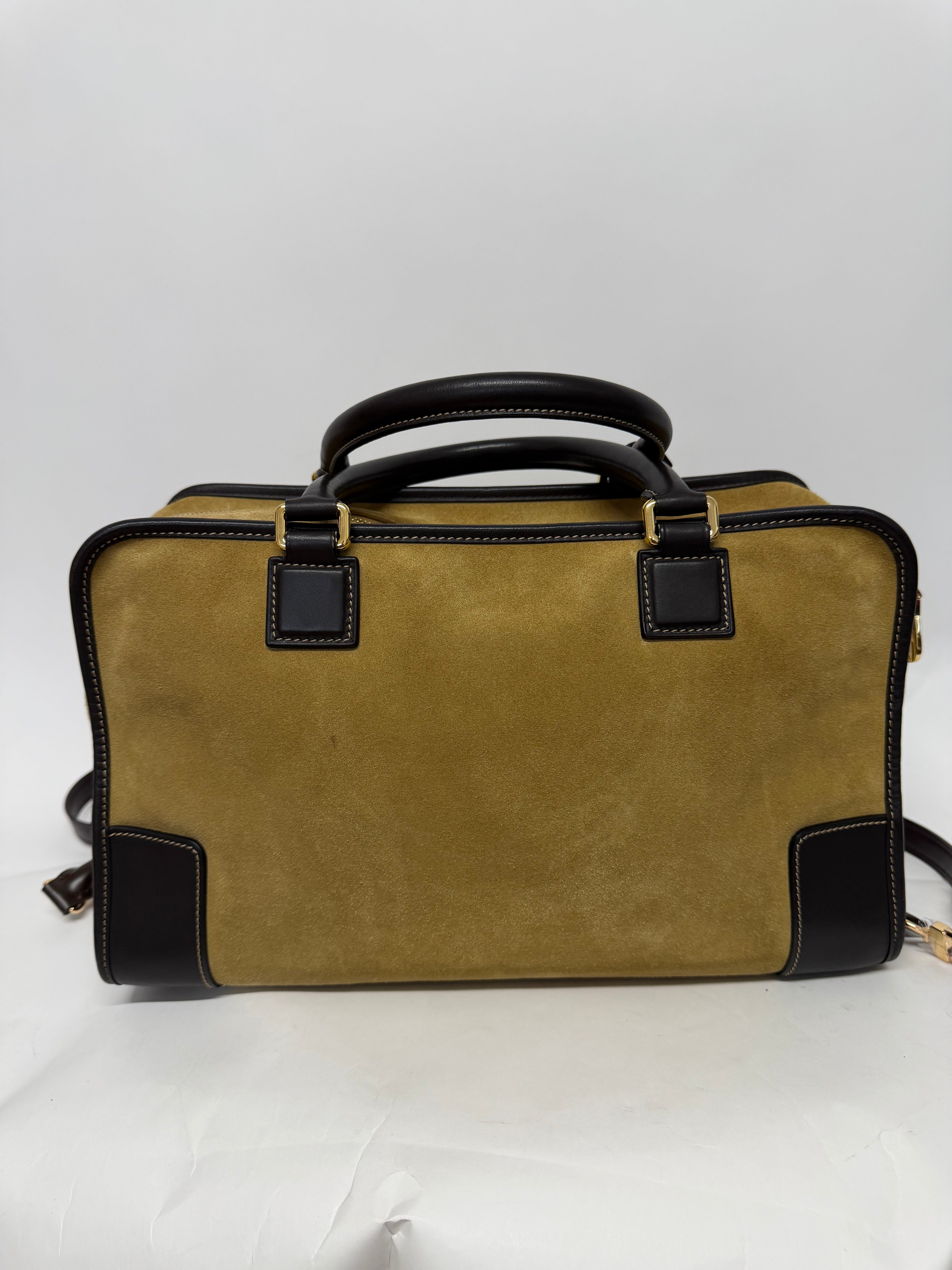 Loewe Amazona 36 Ante Oro — Modelo Nuevo