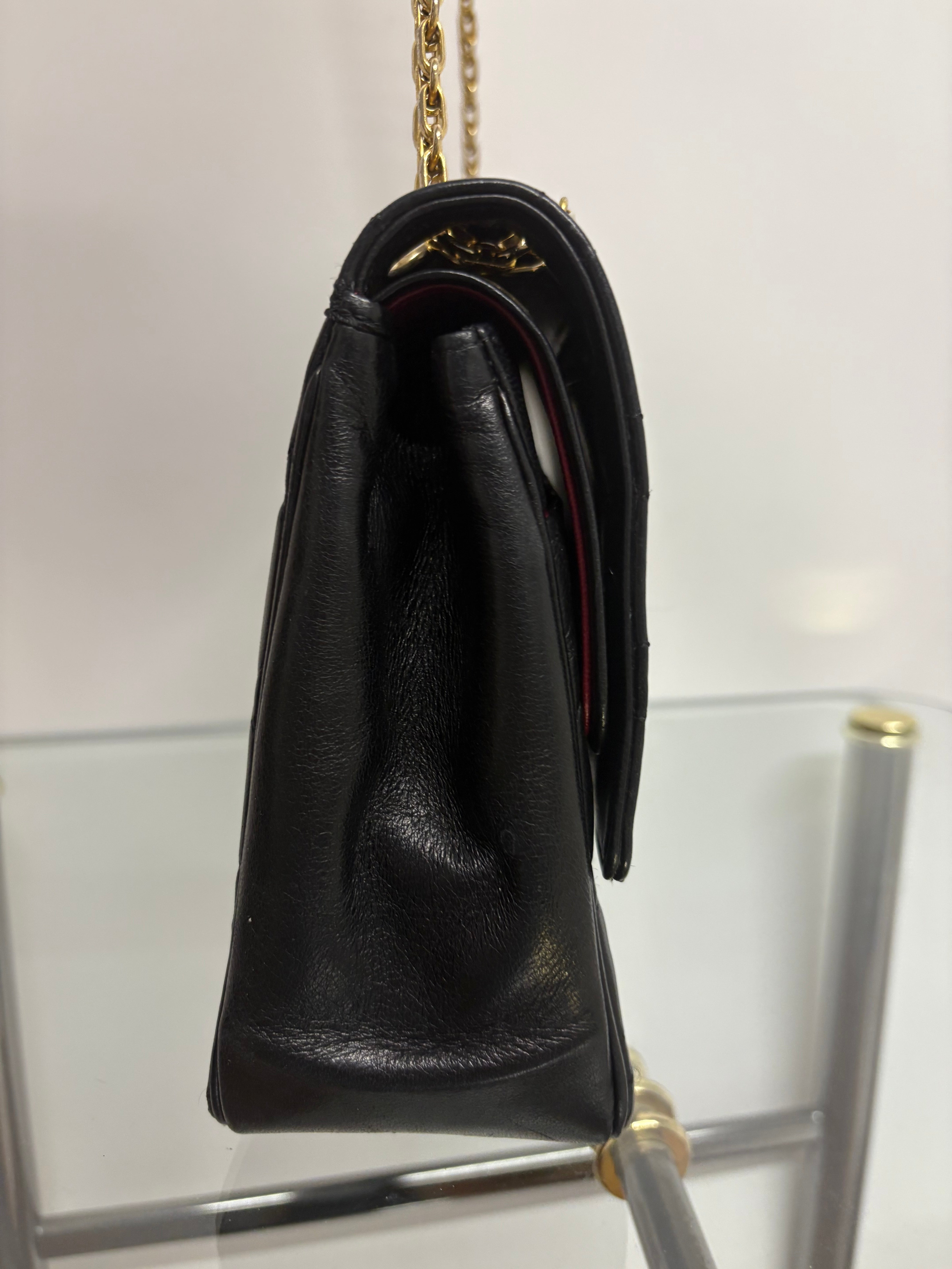 Chanel Timeless Double Flap piel de cordero negra – cadena dorada 2.55 - 24k