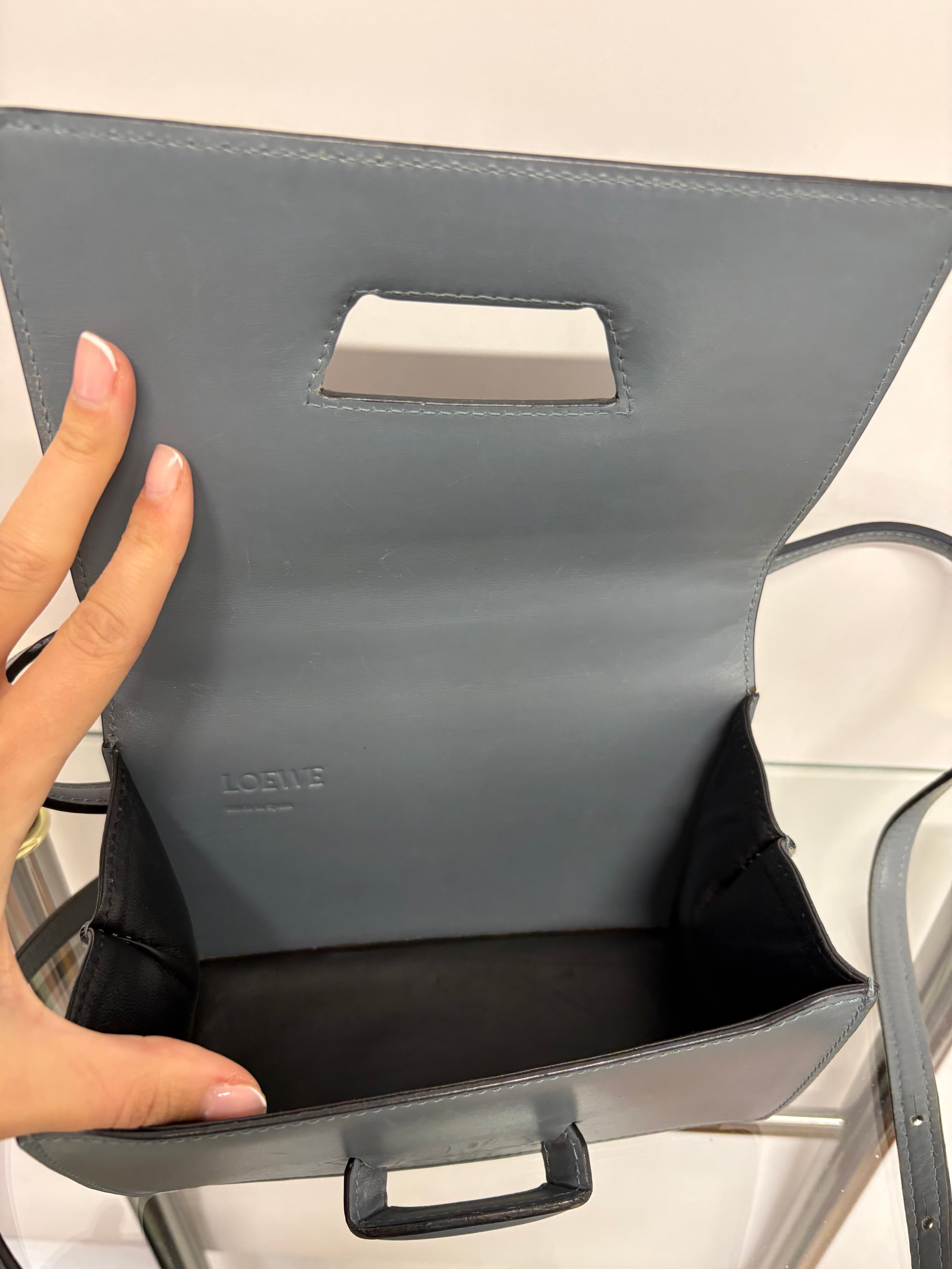 Loewe Barcelona Mini Azul grisáceo claro