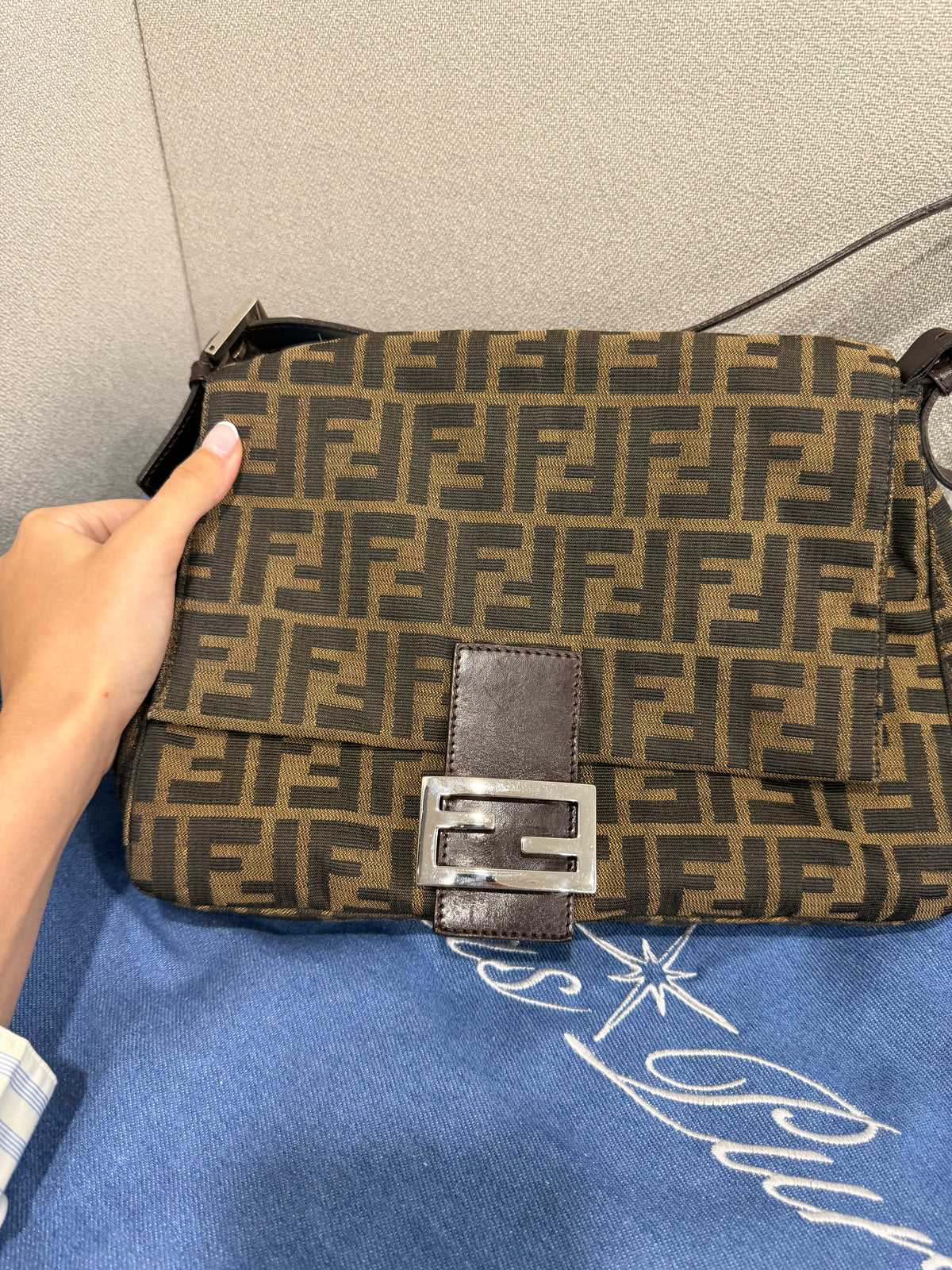 Fendi Mamma Baguette Lona Zucca Marrón vintage