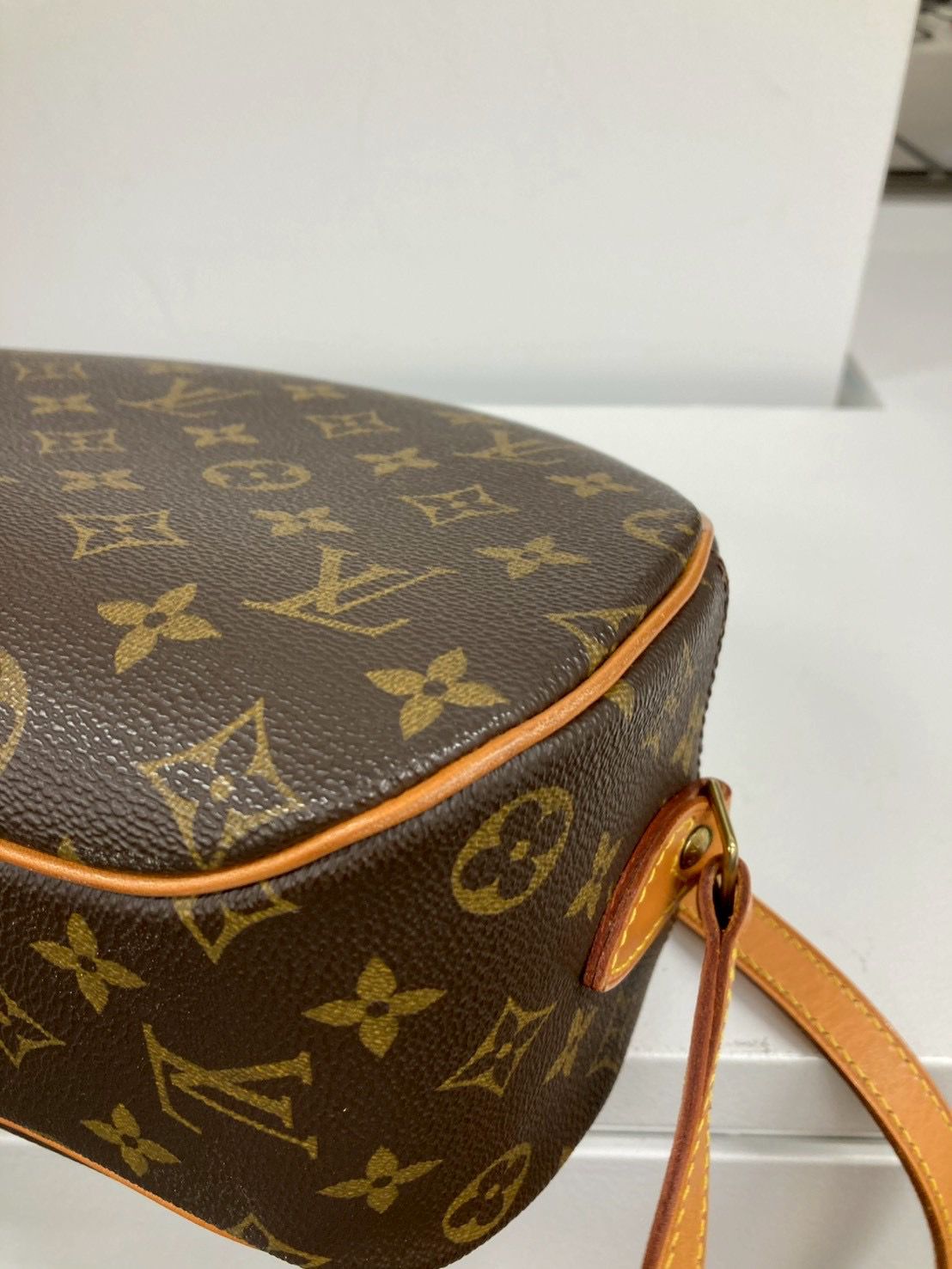 Louis Vuitton – Musette Tango / Reporter PM