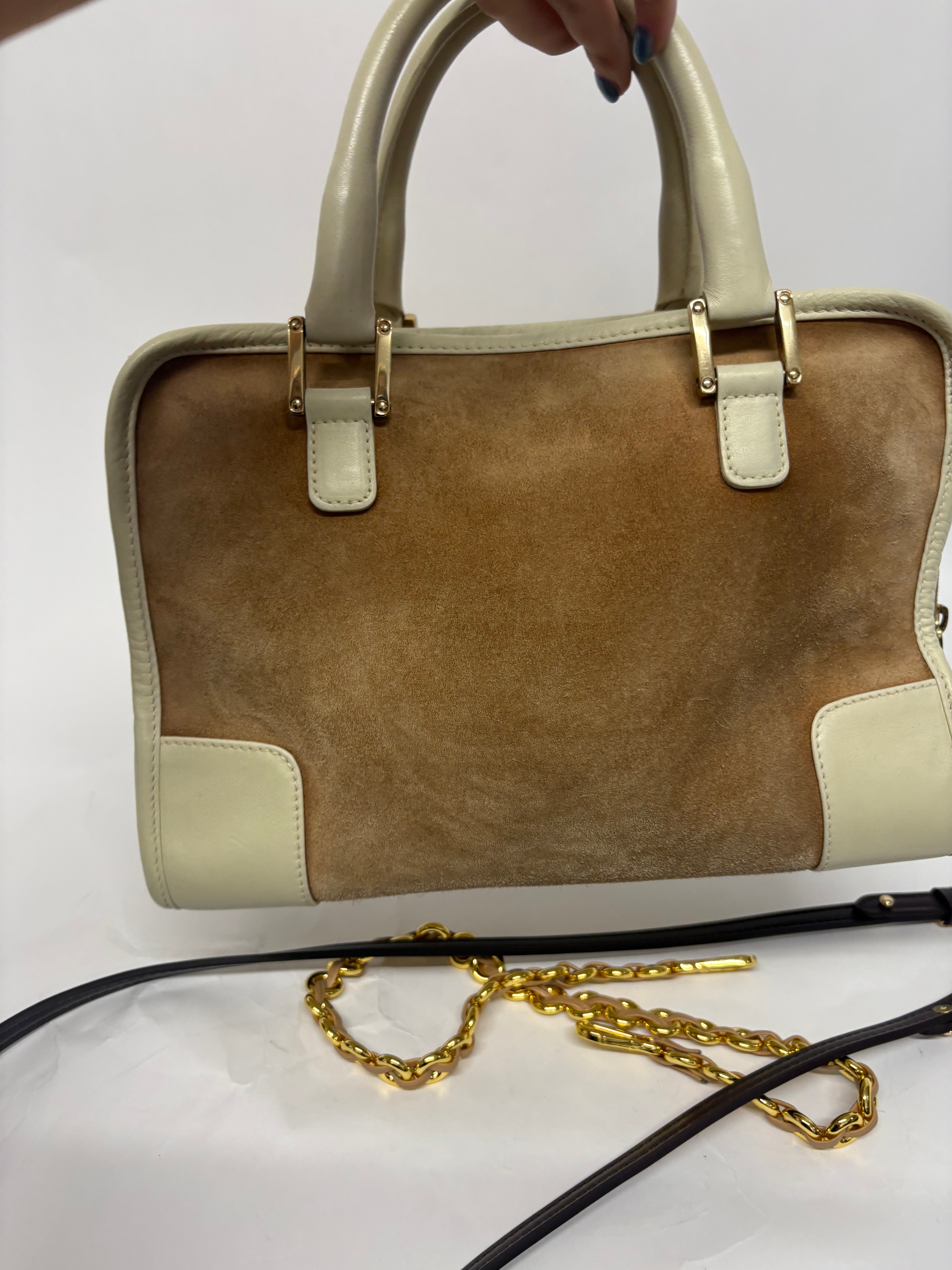 Loewe Amazona 28 blanco y ante oro 2 bandoleras