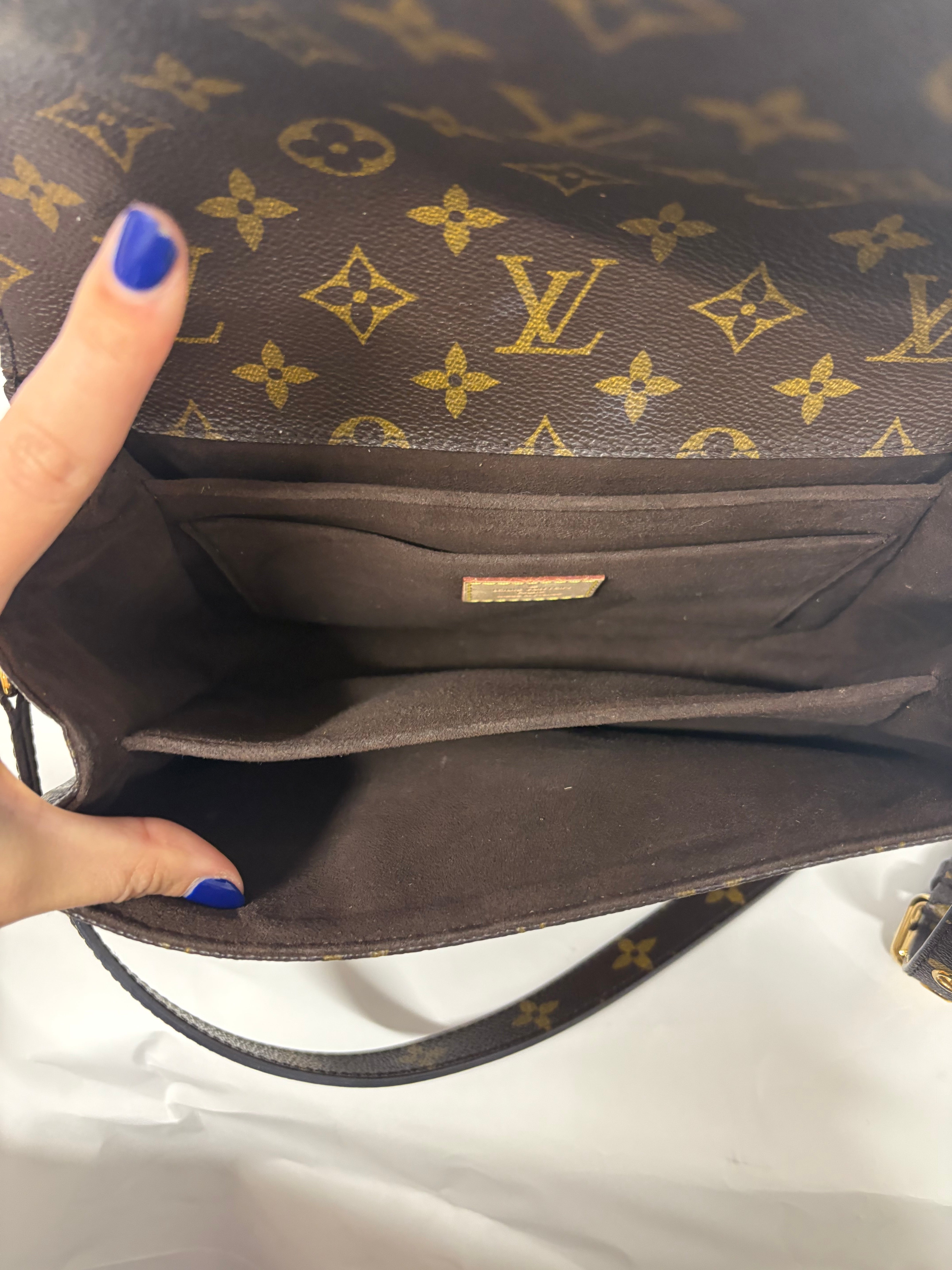 Louis Vuitton Pochette Métis MM Monogram