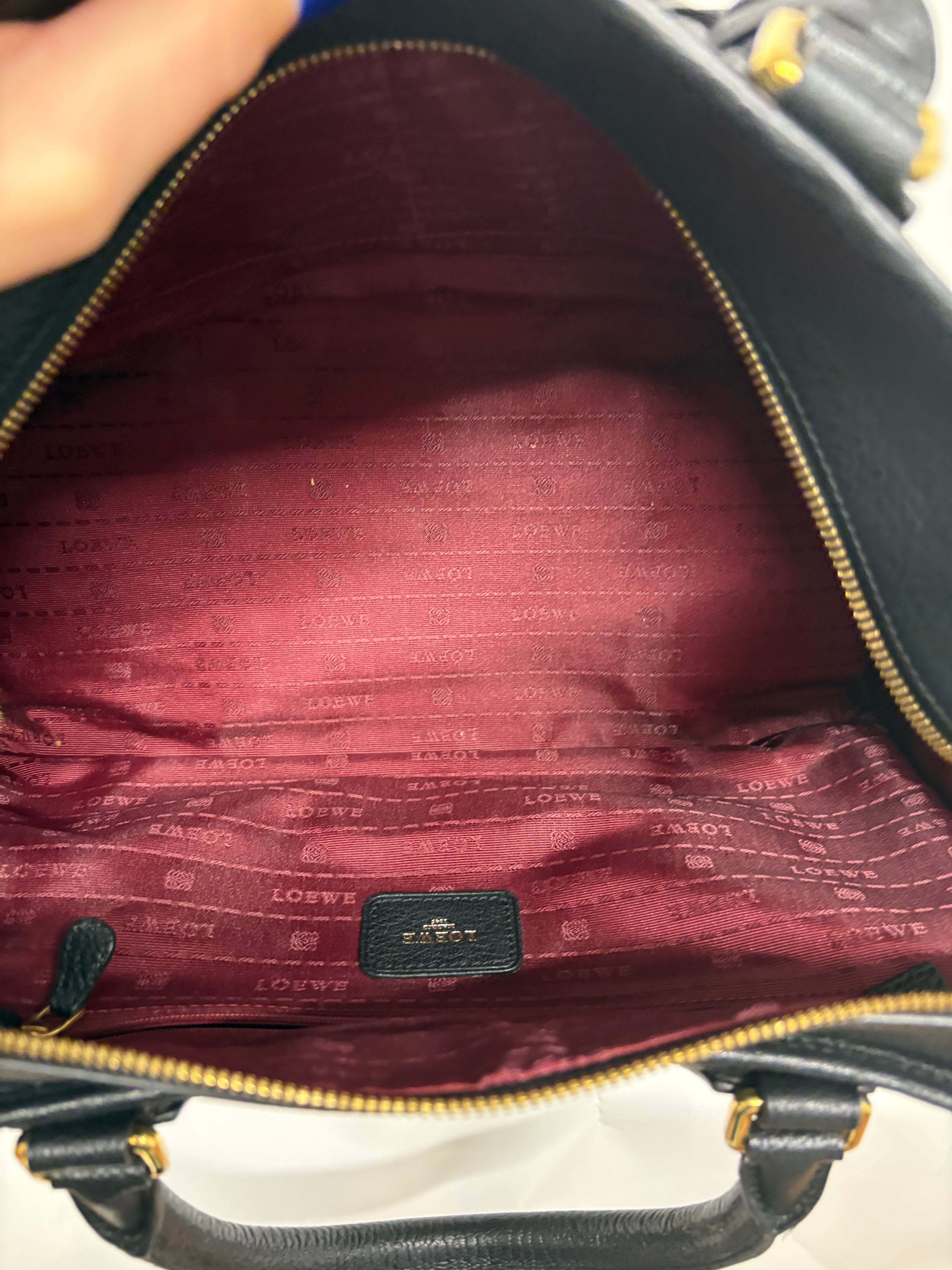 Loewe amazona negro 35