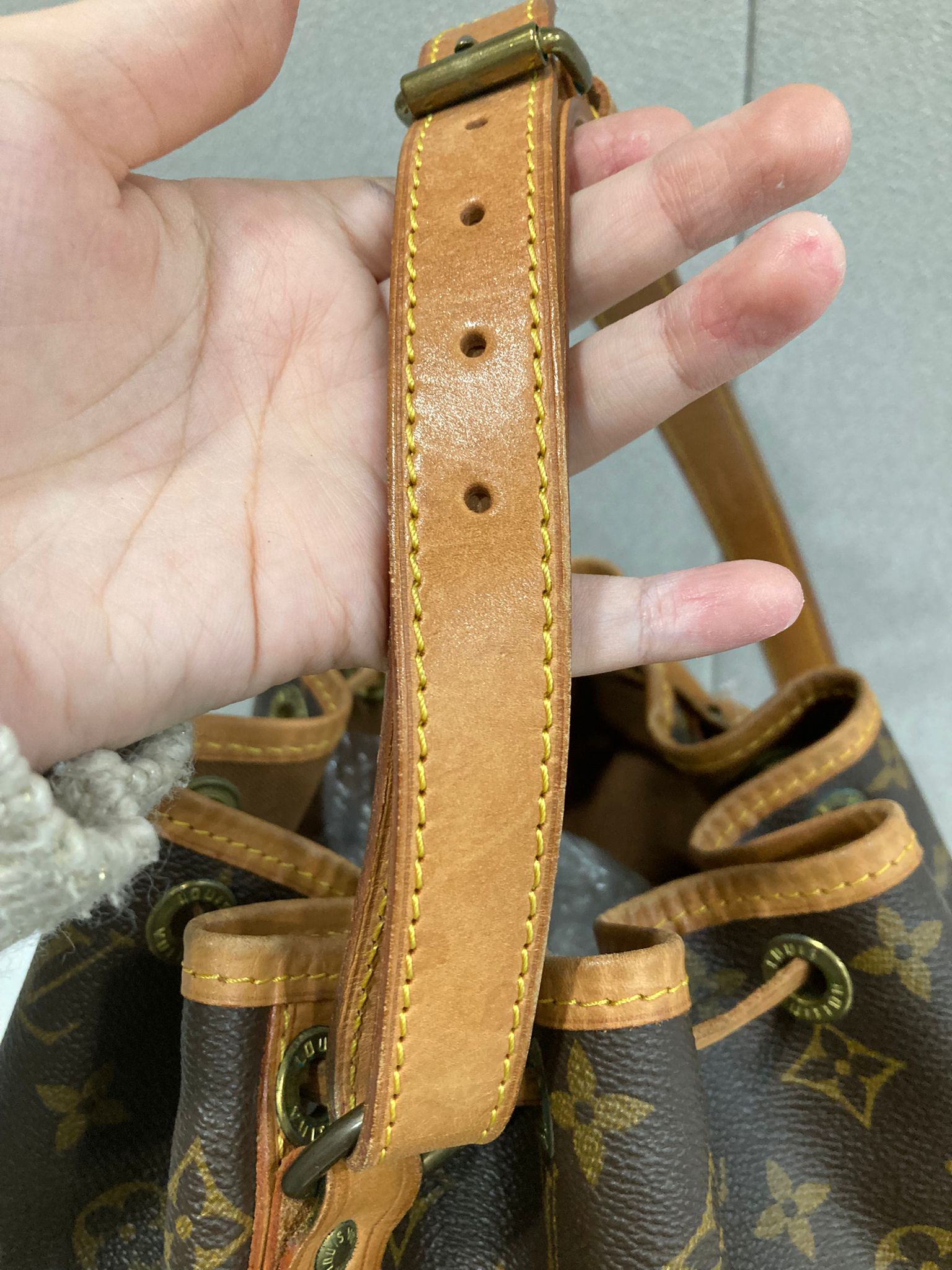 Louis vuitton petit noe monogram canvas