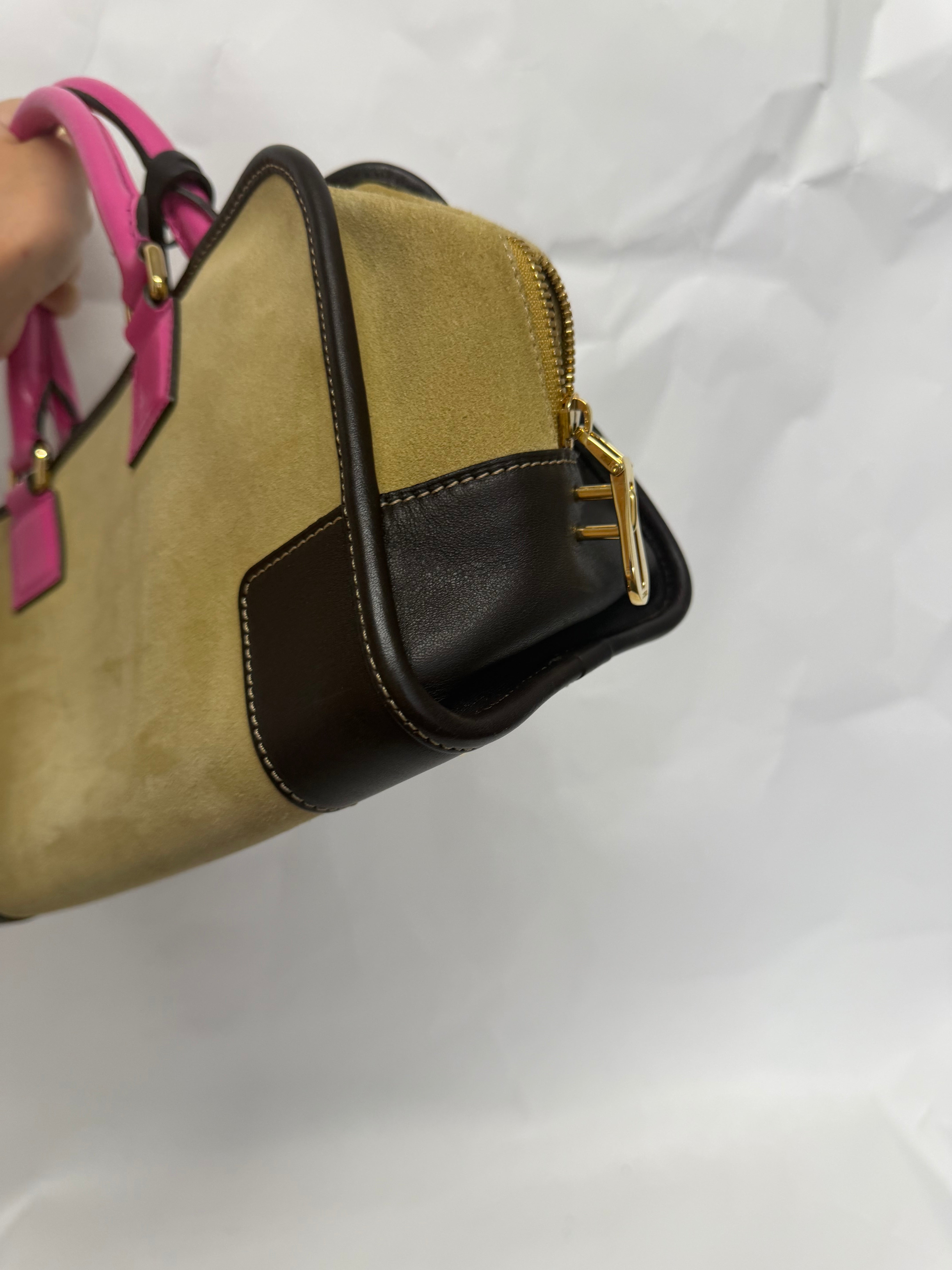 Loewe Amazona 28 Ante Oro Rosa Edición Especial asas rosas