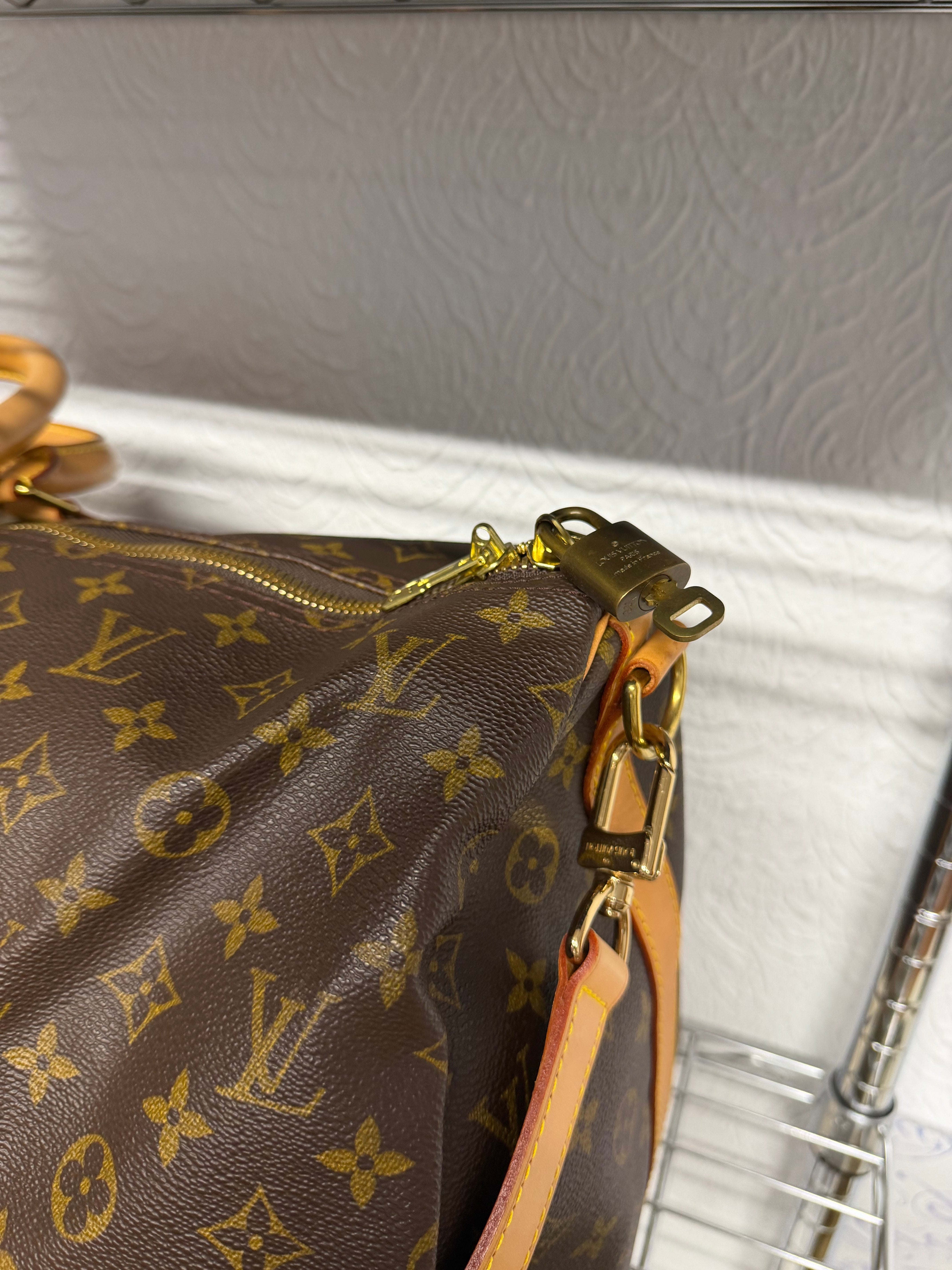 Louis Vuitton Keepall Bandoulière 55 Monogram