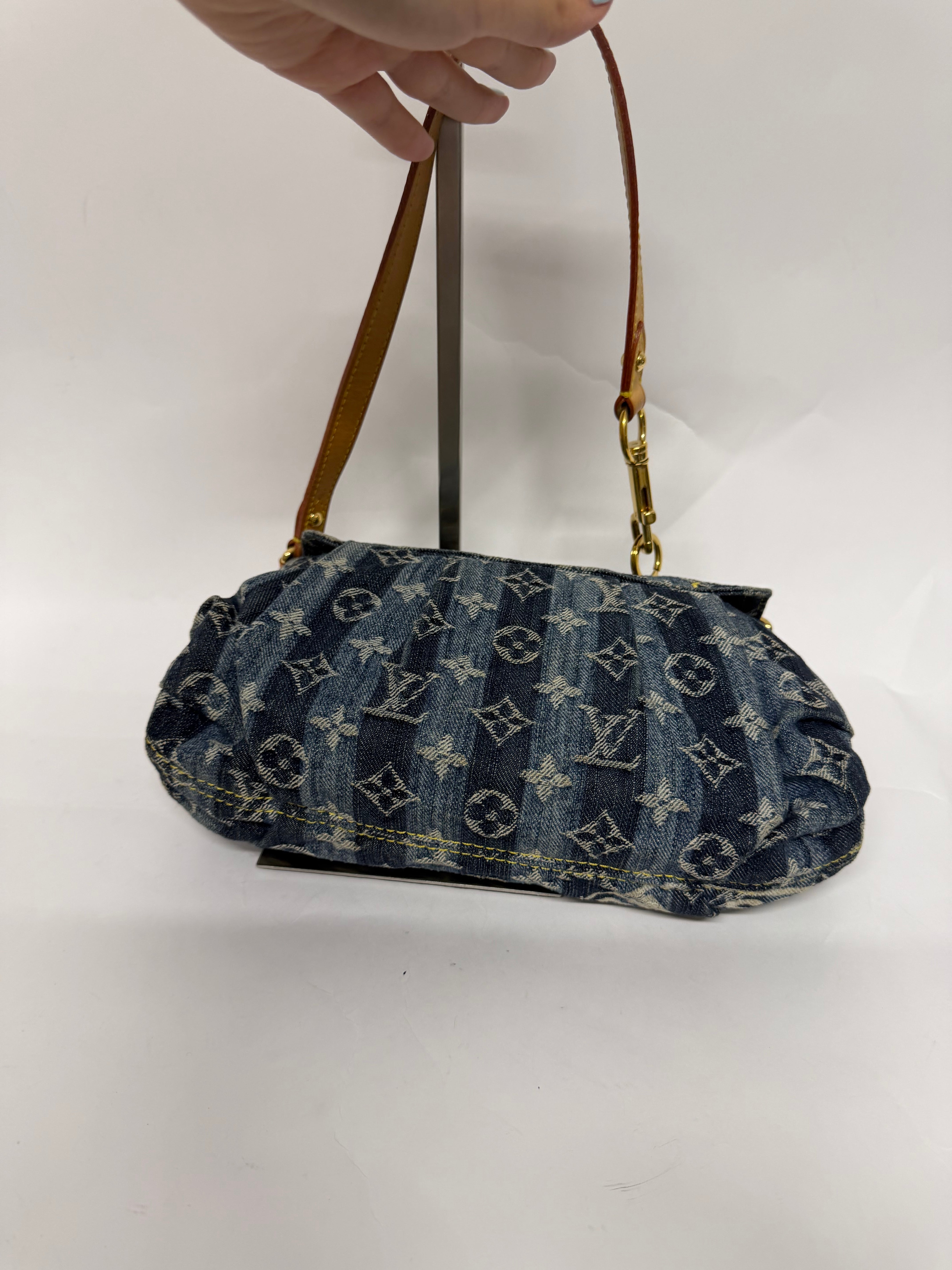 Louis Vuitton Pleaty Denim Monogram de la exclusiva Cruise Collection