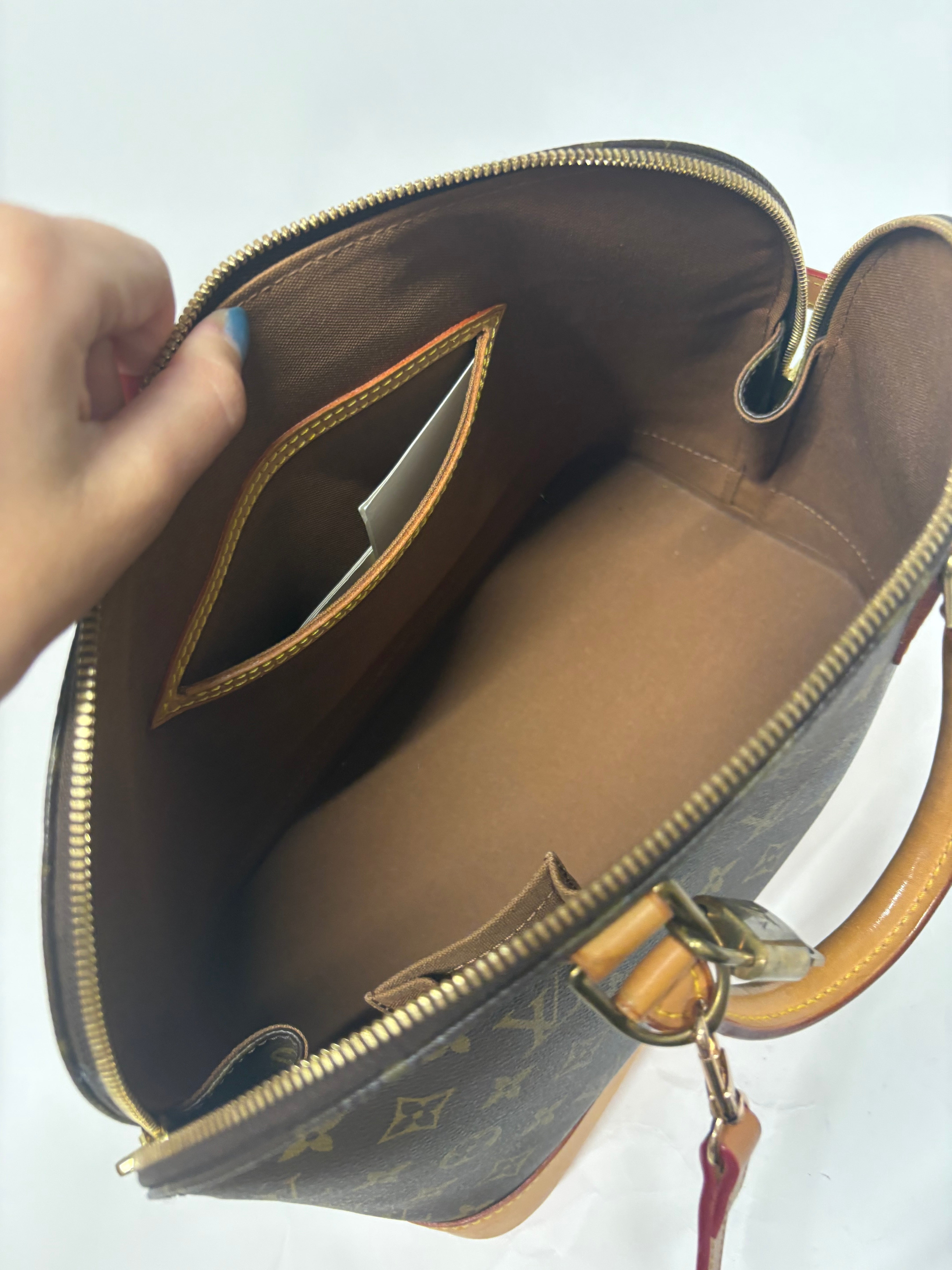 Louis Vuitton Alma PM Monogram