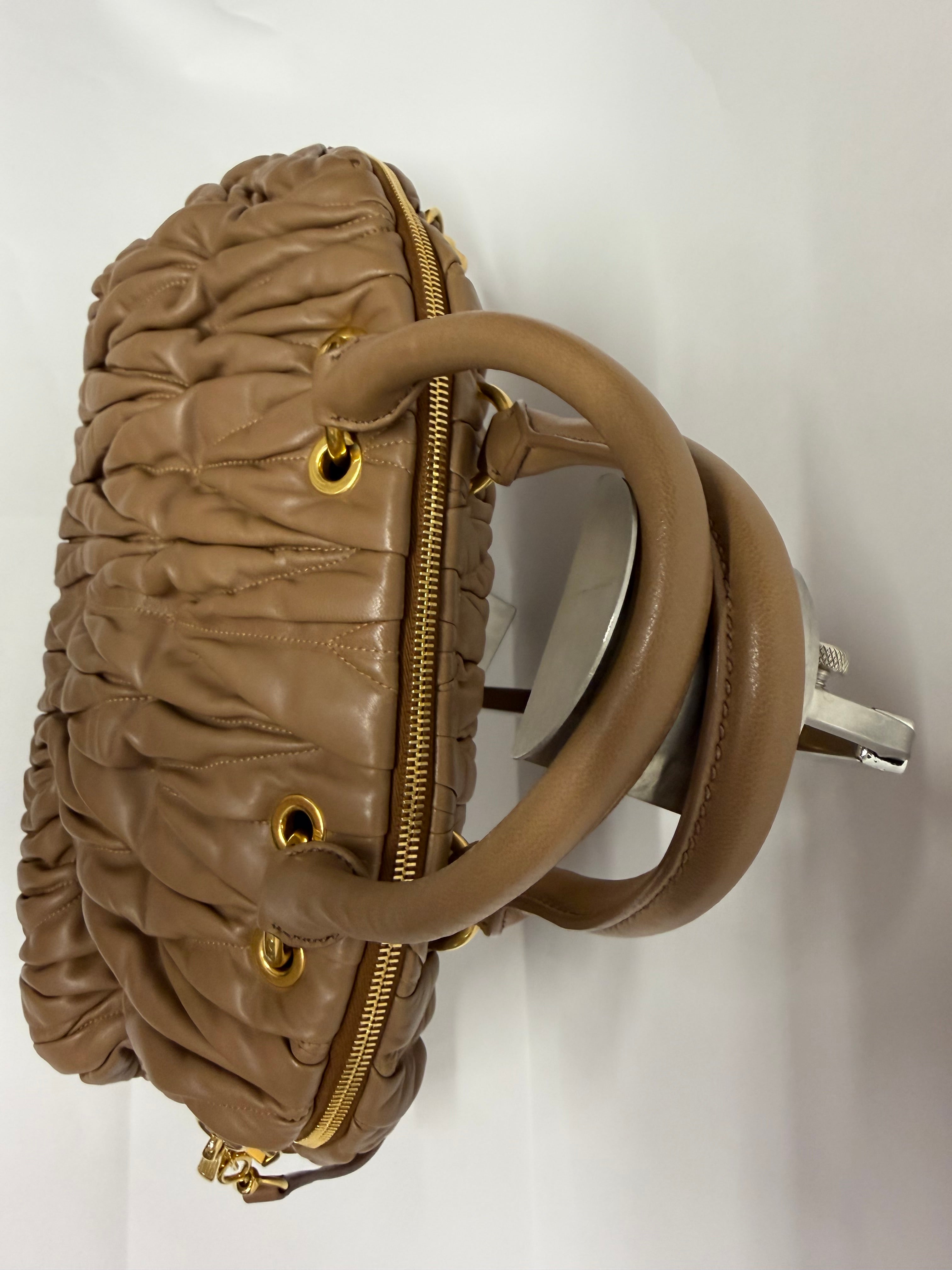 Miu Miu Matelasse 2way Shoulder Bag Marrón