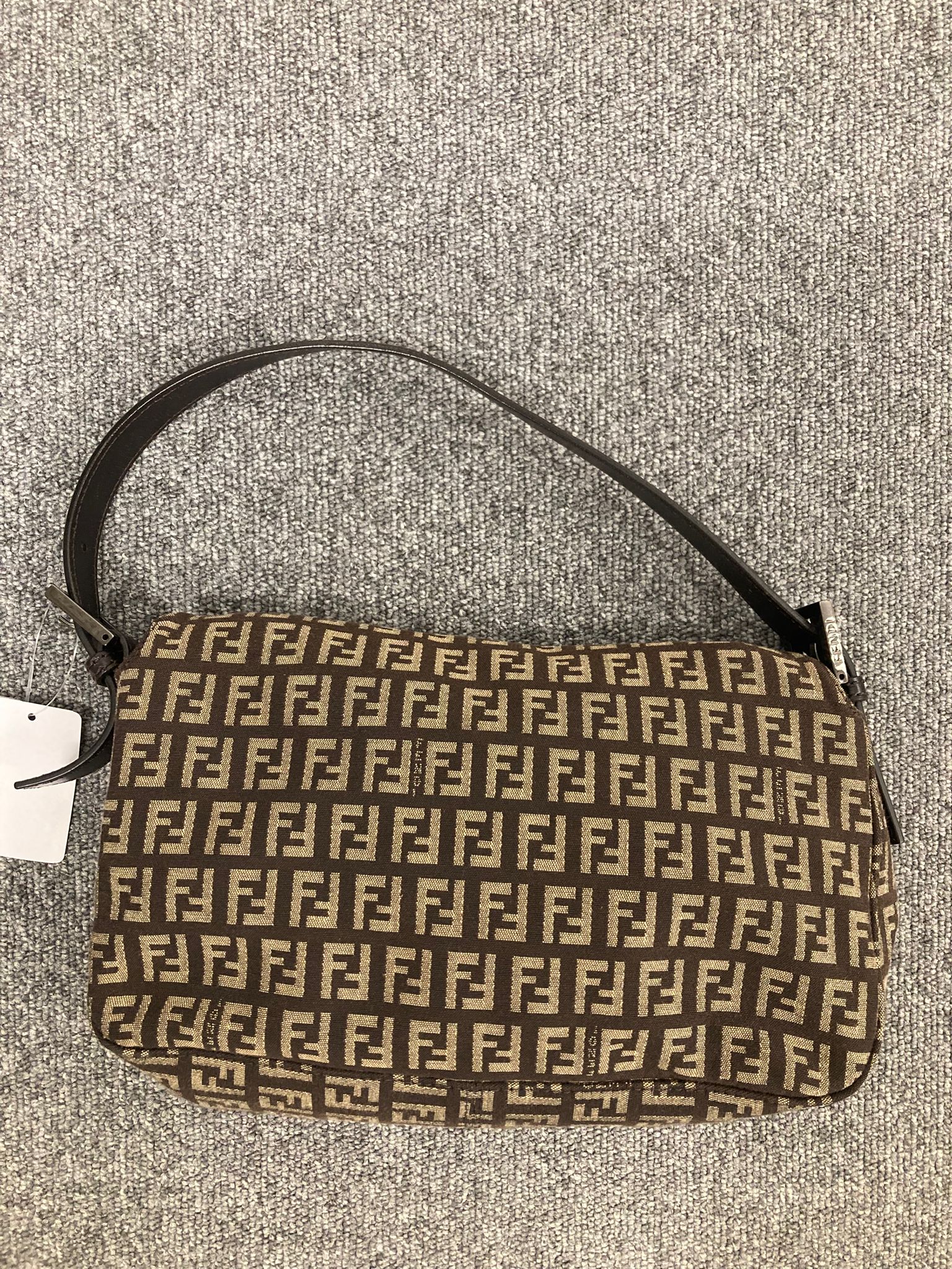 Fendi baguette marrón