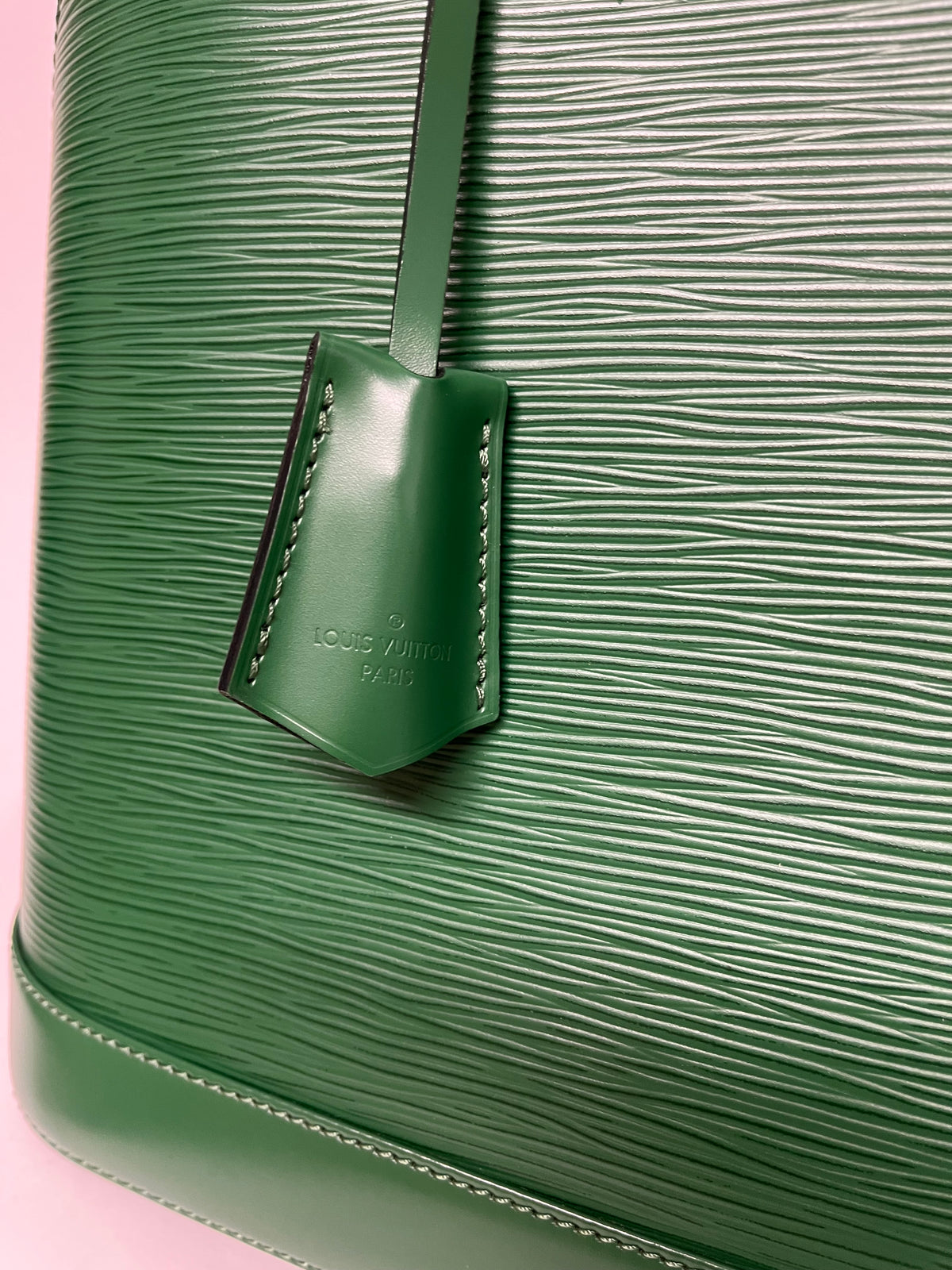 Louis Vuitton Alma GM Piel Epi Verde