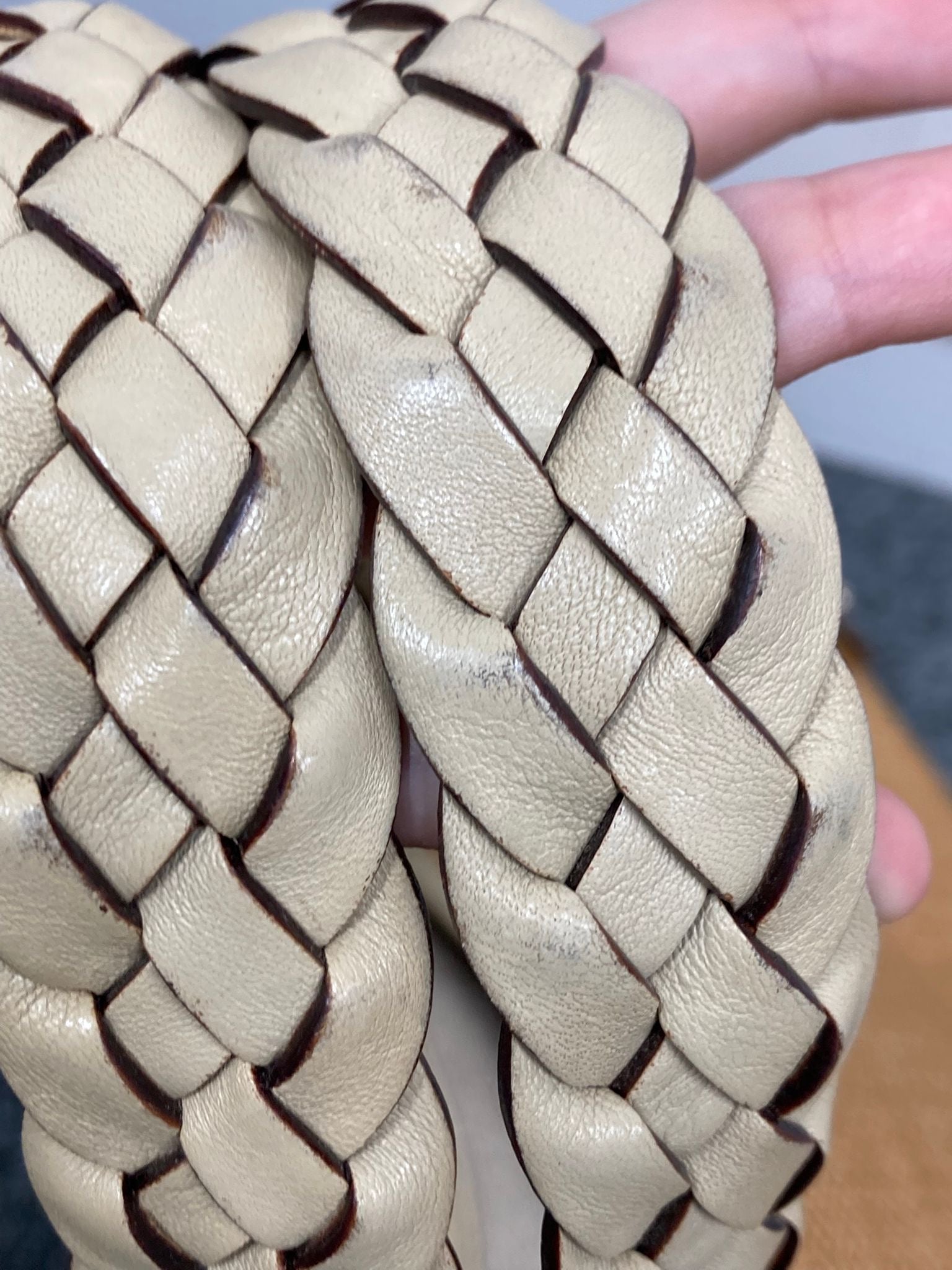 Gucci Horsebit Tote Bag en rafia y piel beige trenzada