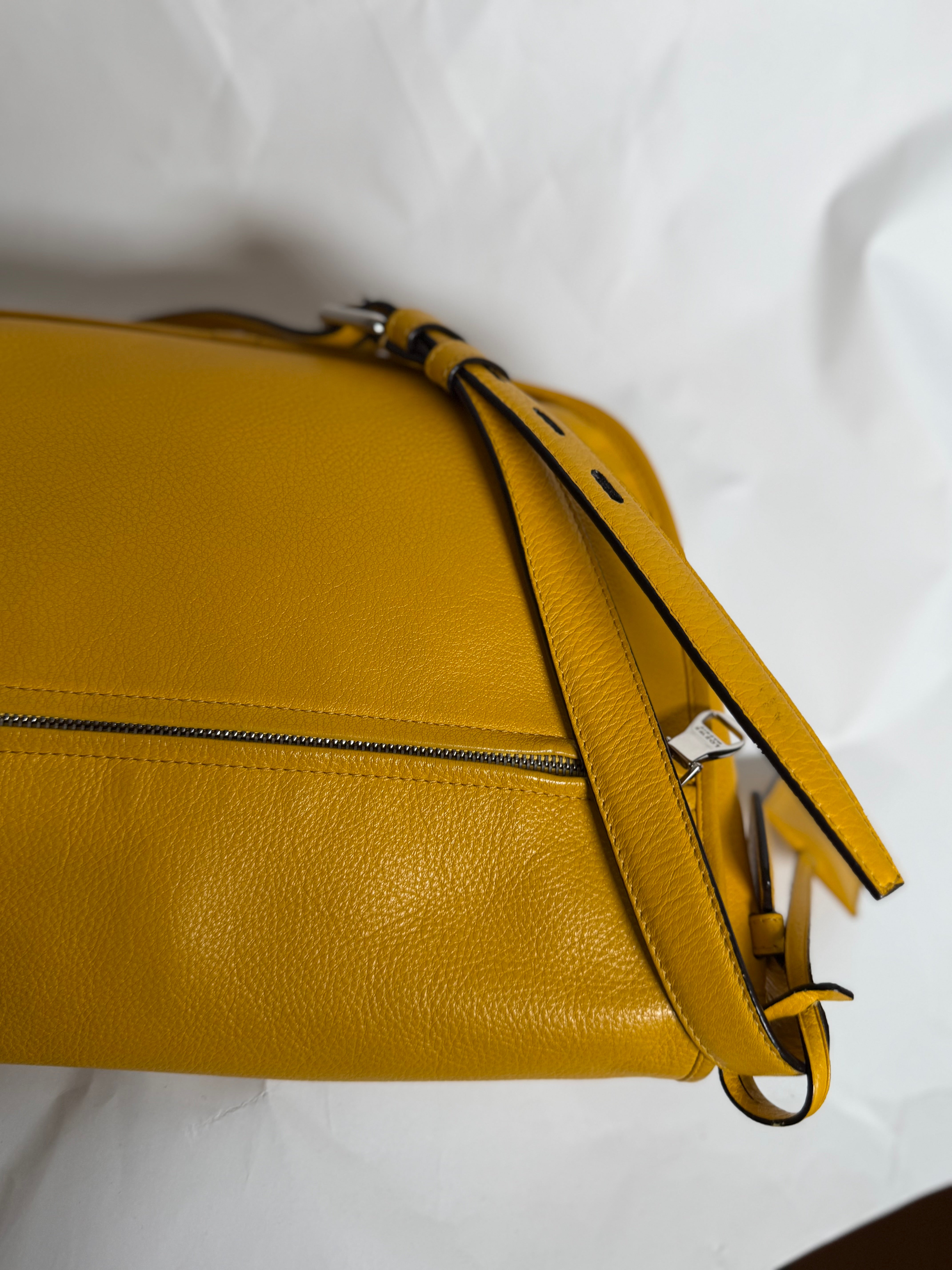 Loewe heritage grande Amarillo