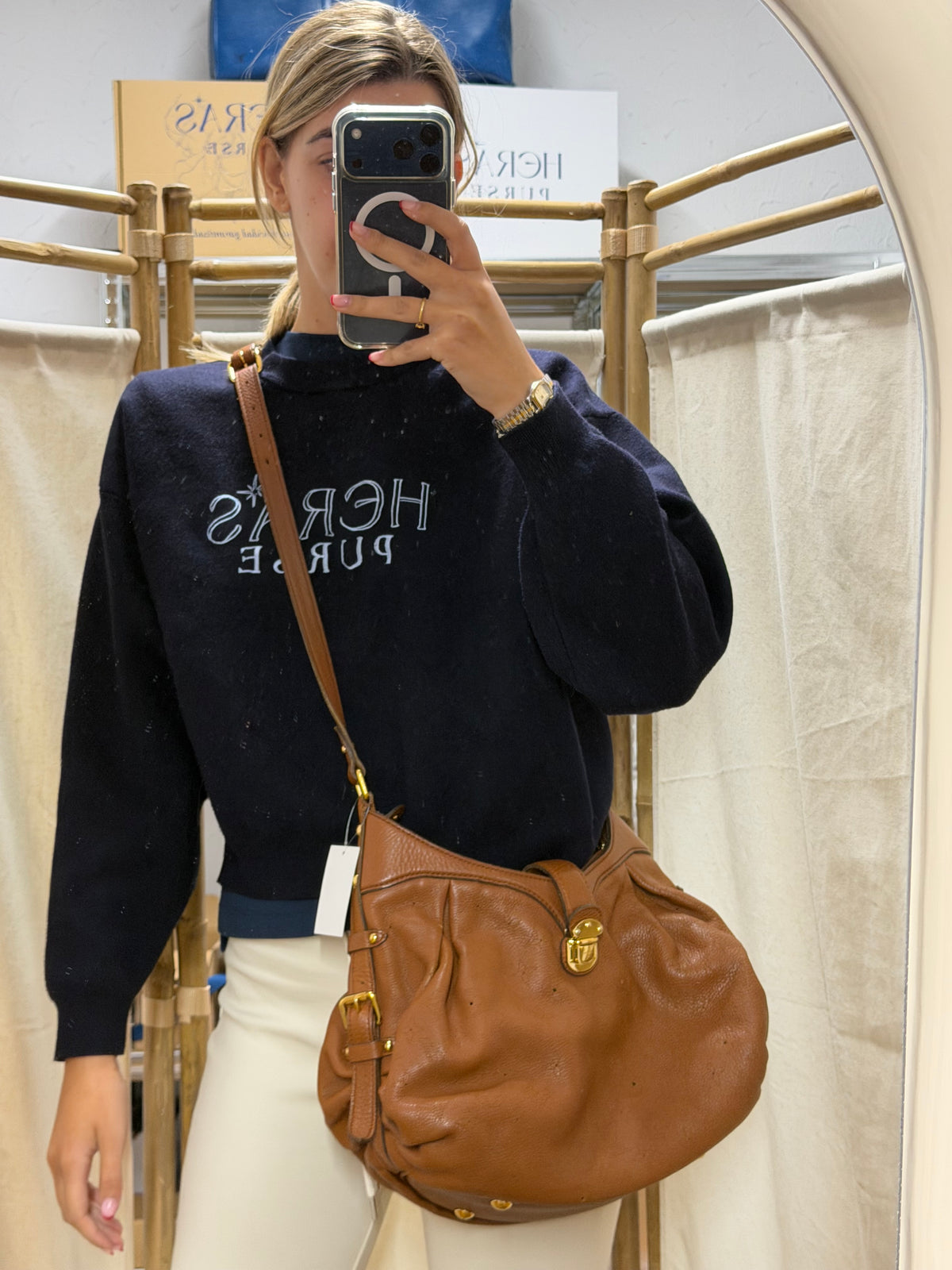 Louis Vuitton Mahina bandolera Piel Perforada Marrón Coñac
