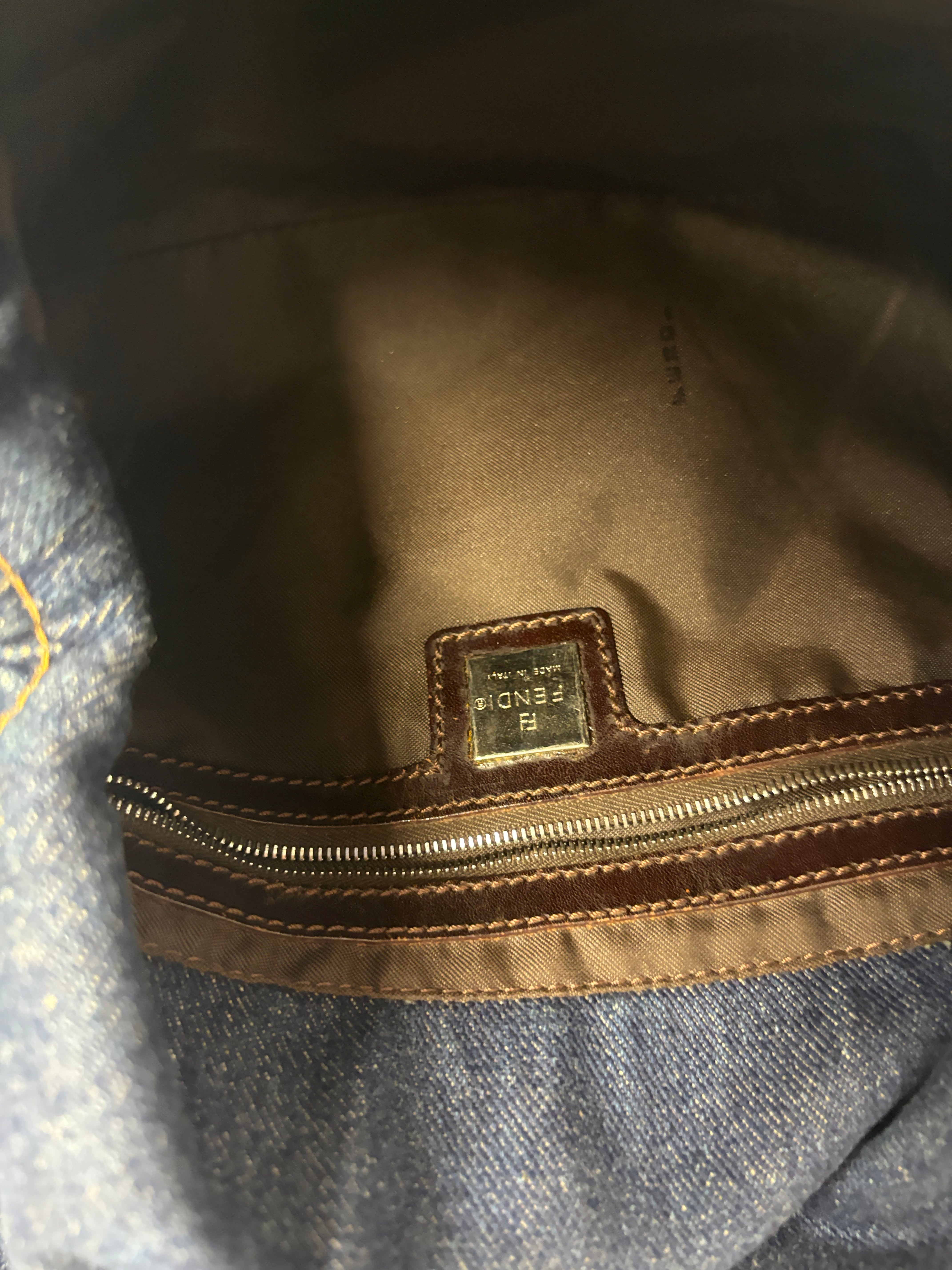 Fendi Mamma Baguette Denim - Icono Vintage