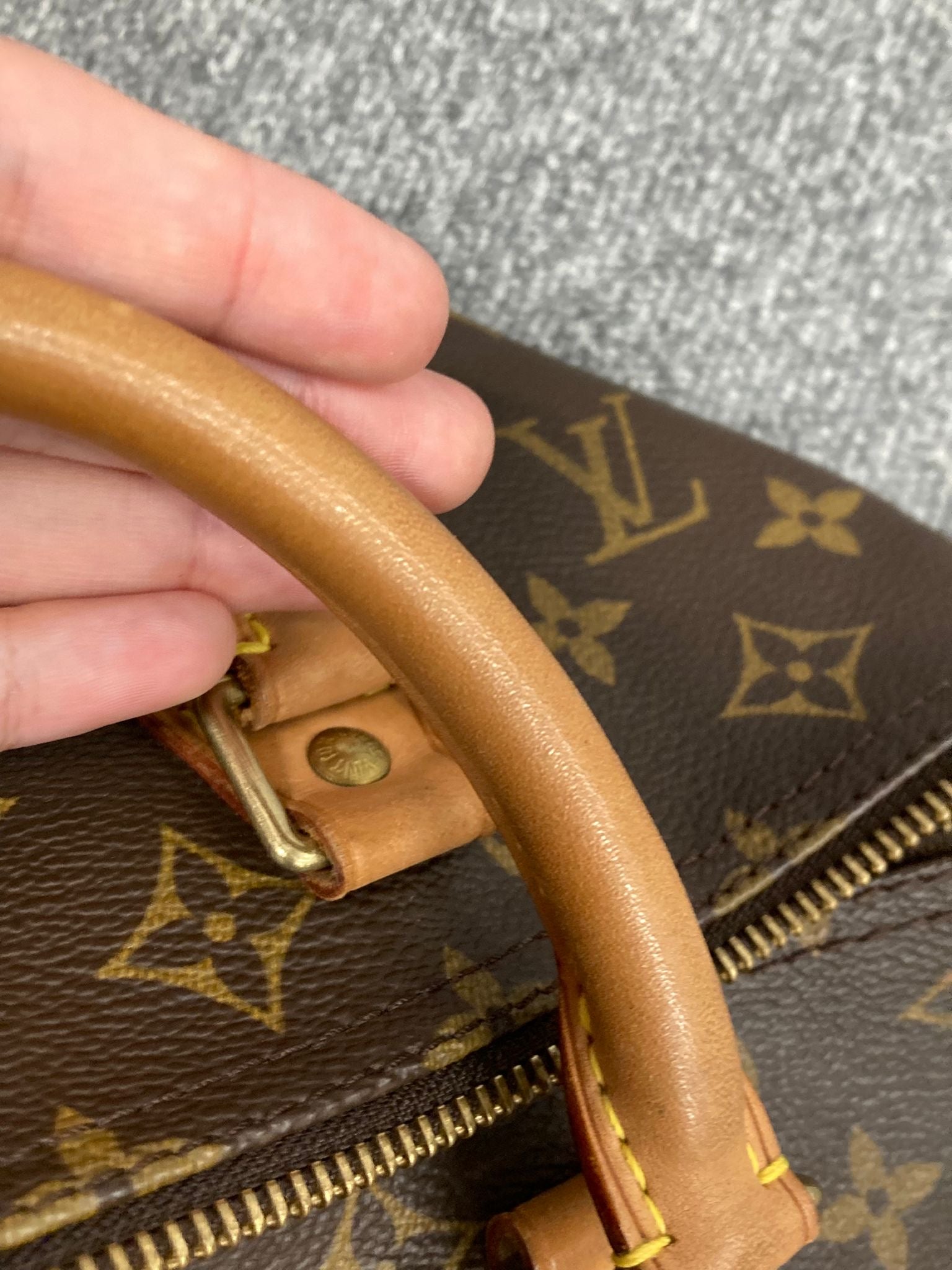 Louis Vuitton speedy 30 canvas monogram