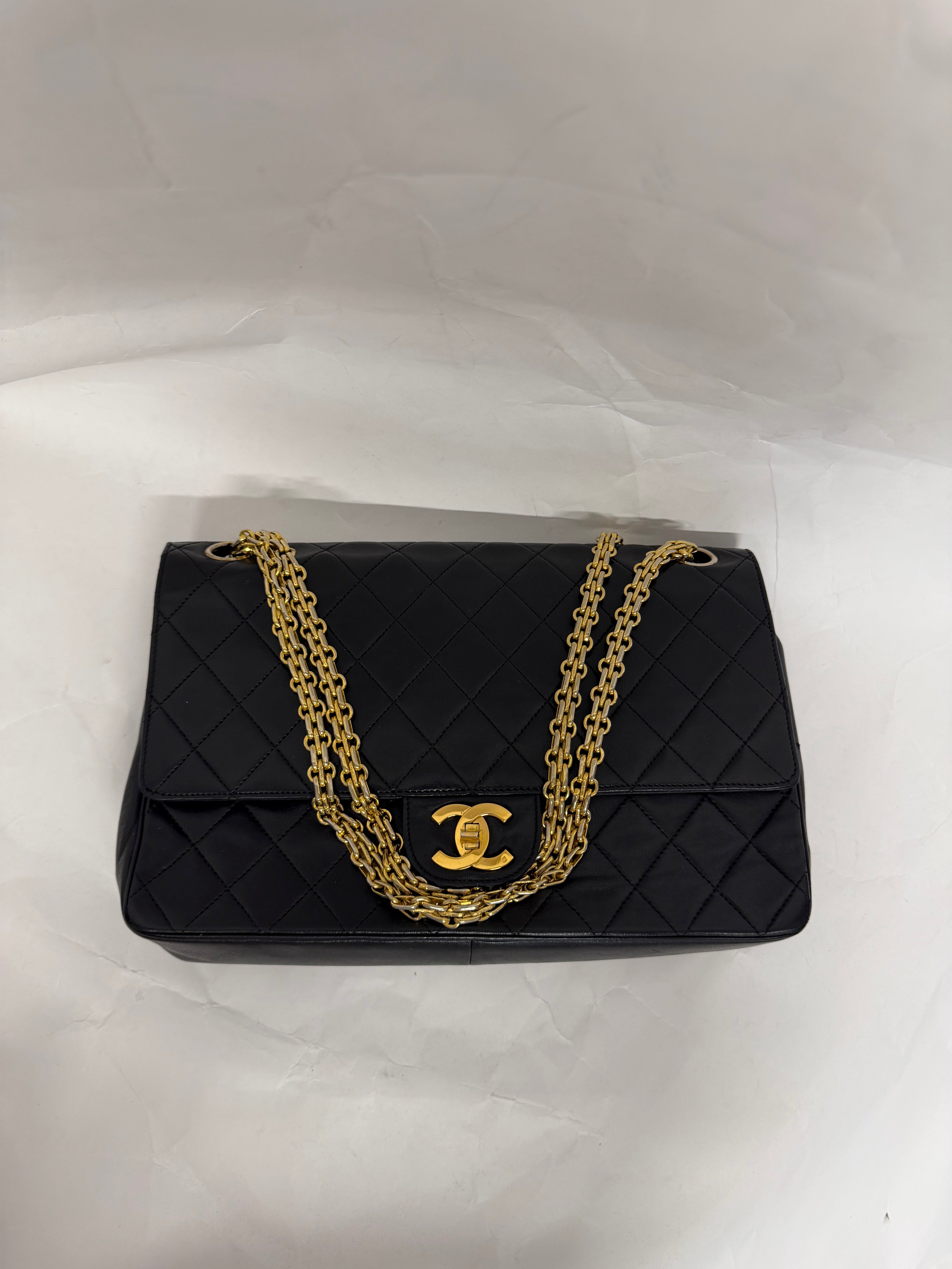 Chanel Matelassé Chain Shoulder Bag | Serie 0