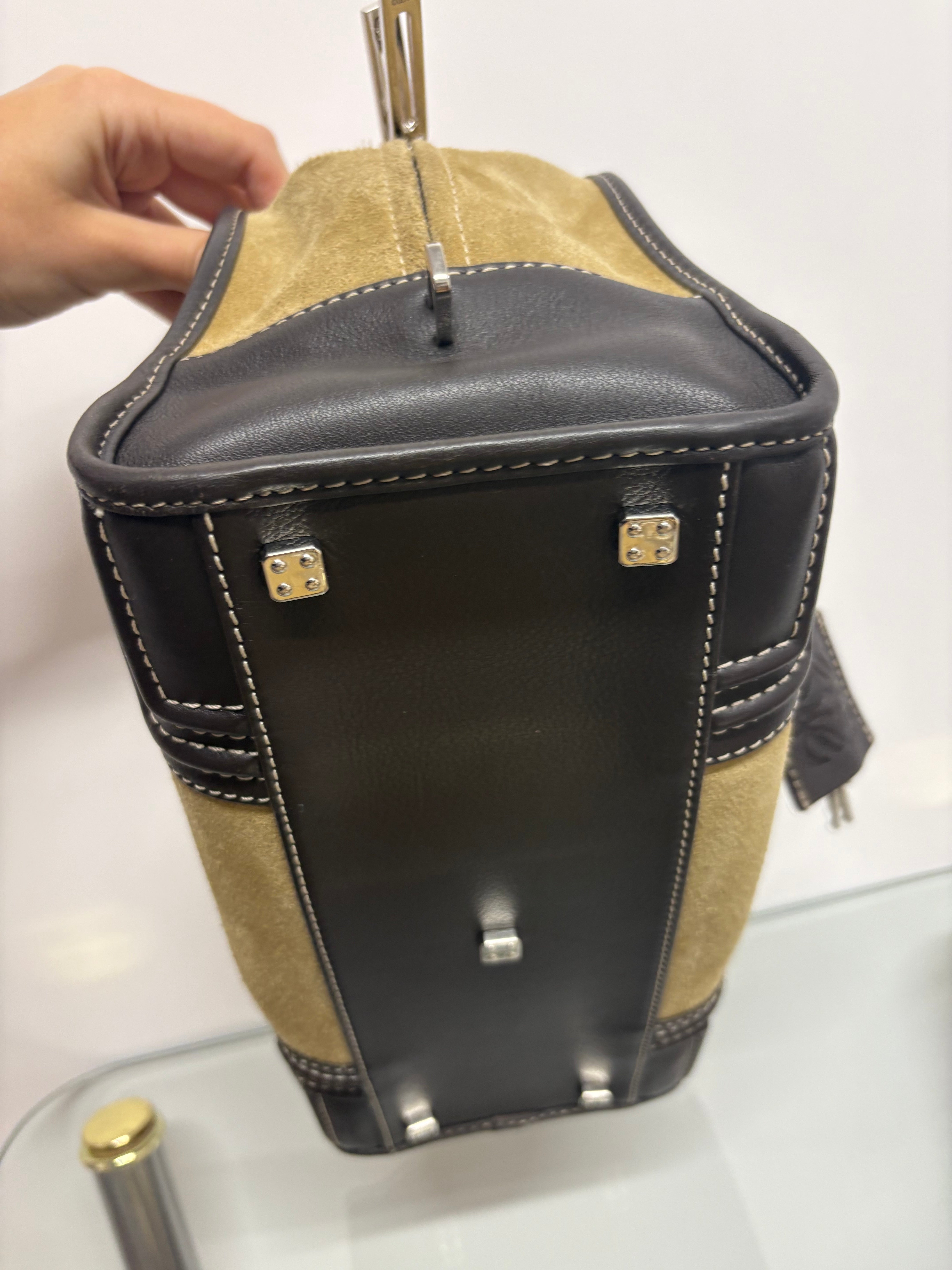 Loewe amazona 30 vintage ante beige y marrón