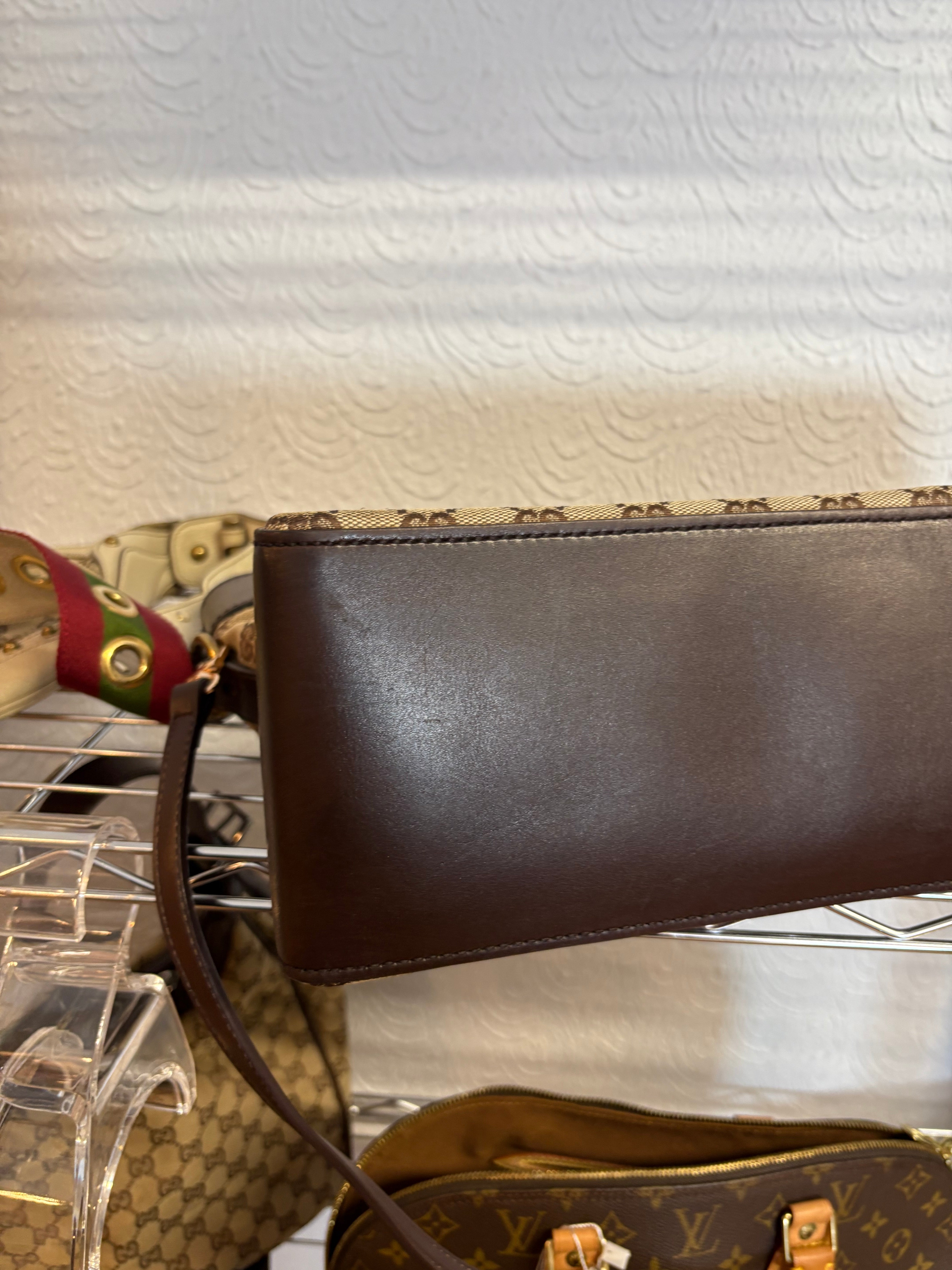 Gucci GG Canvas Belt Tote Shopper con hebilla